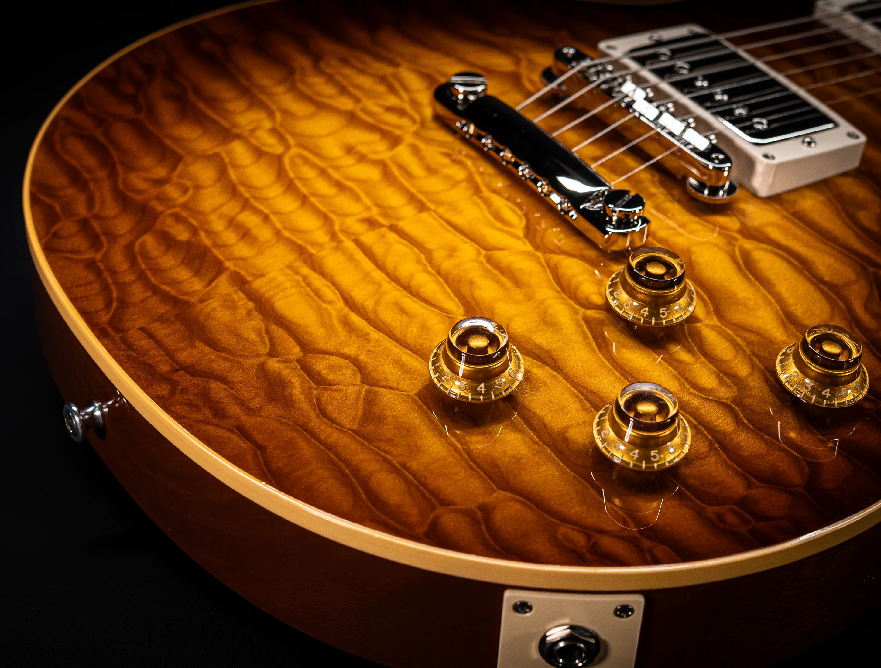 Gibson Les Paul 1959 Reissue ULTRA 5A-Quilt Maple Top - GLOSS "Factory Special"