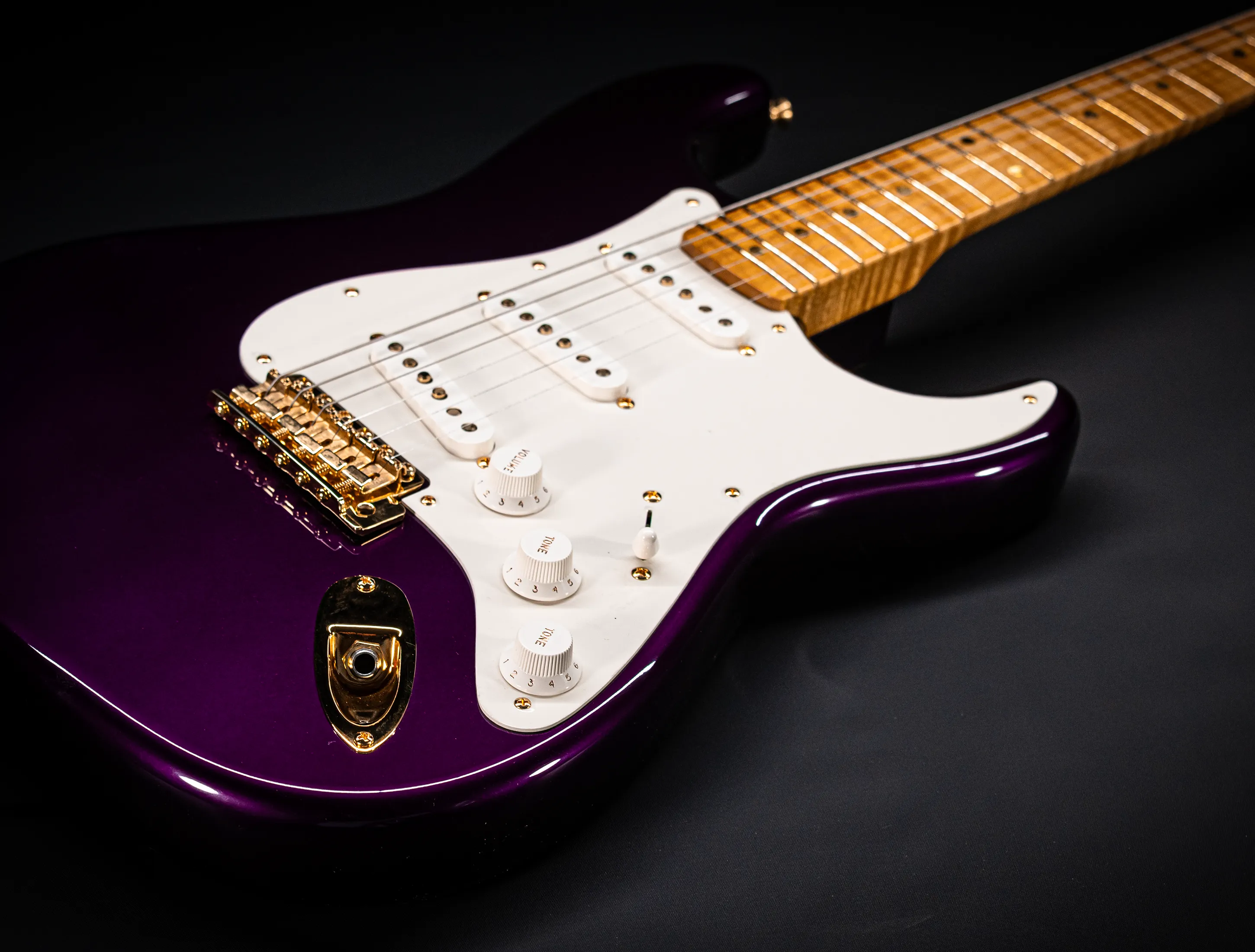 Fender MBD 1957 Stratocaster GLOSS NOS flame Neck - Purple Metallic