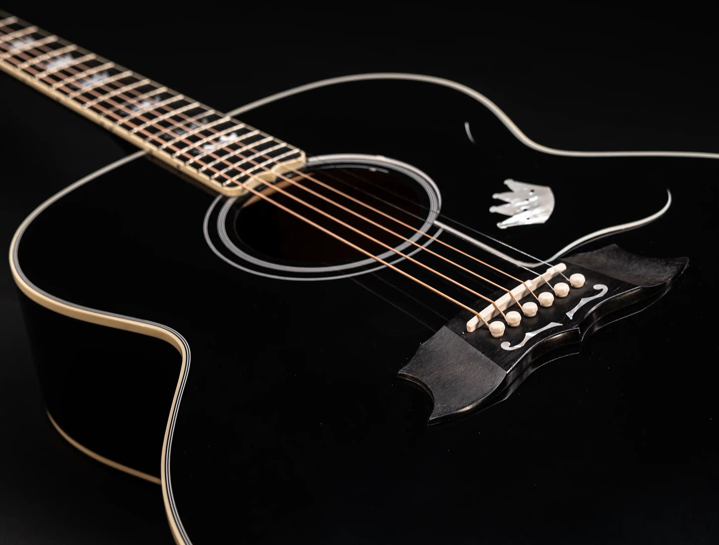 Show gallery (26 images) a154135 Gibson-SJ-200-King-Crown-of-Rock-and-Roll-Custom-Shop