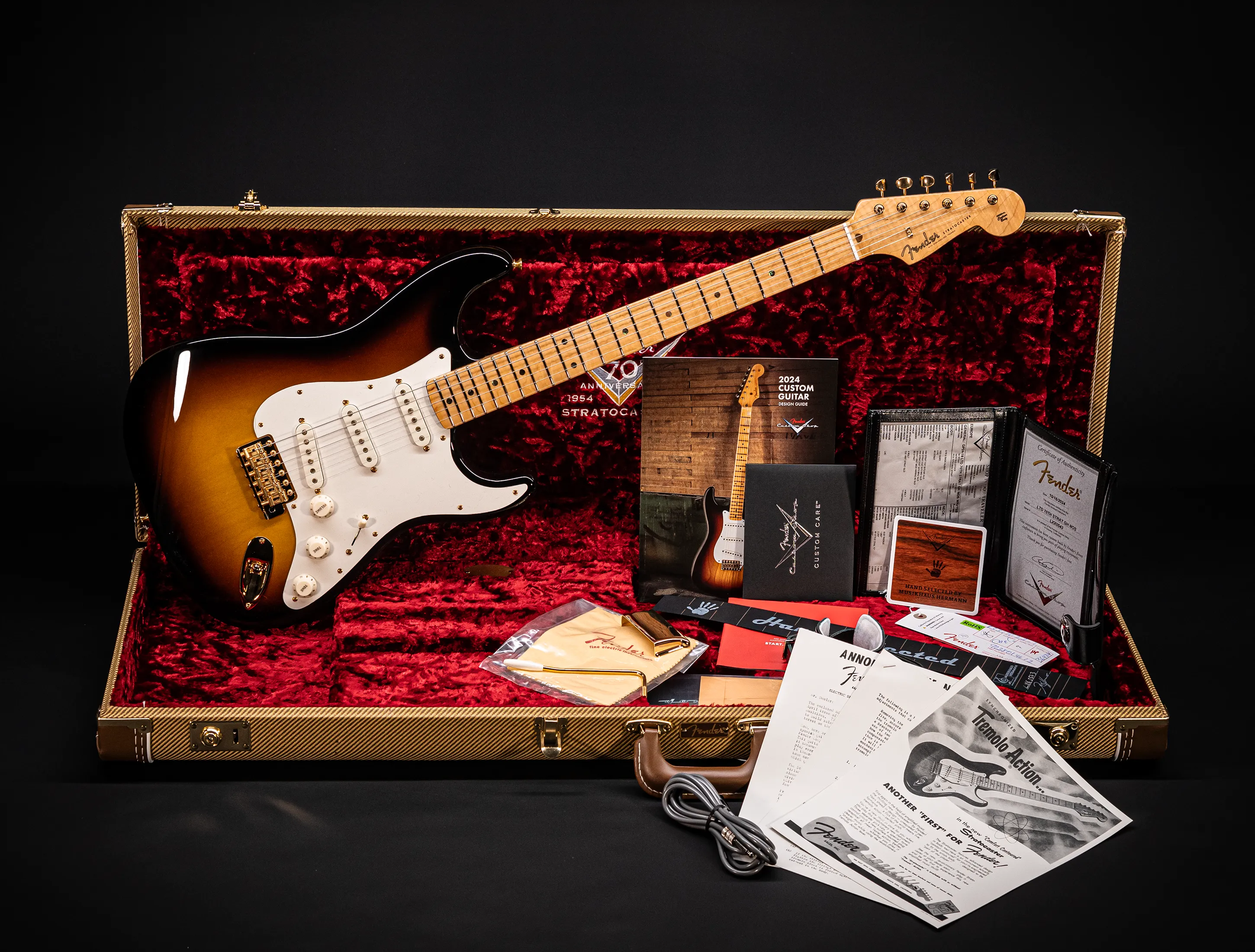 a165088 Fender 70th Anniversary Limited Stratocaster NOS Flame AAAA Neck - Sunburst