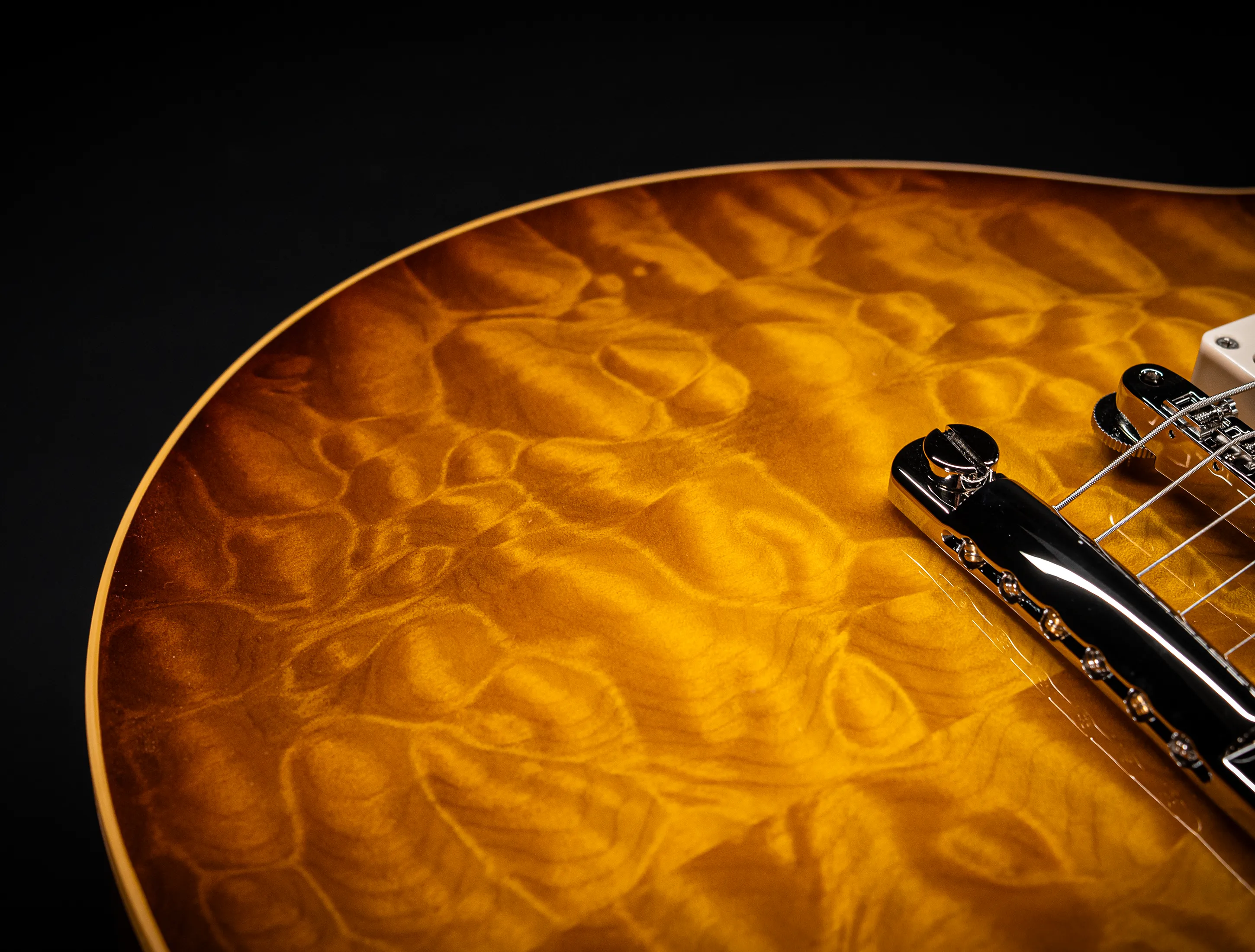 Gibson Les Paul 1959 Reissue 5A-Quilt Maple Top - GLOSS "Factory Special"