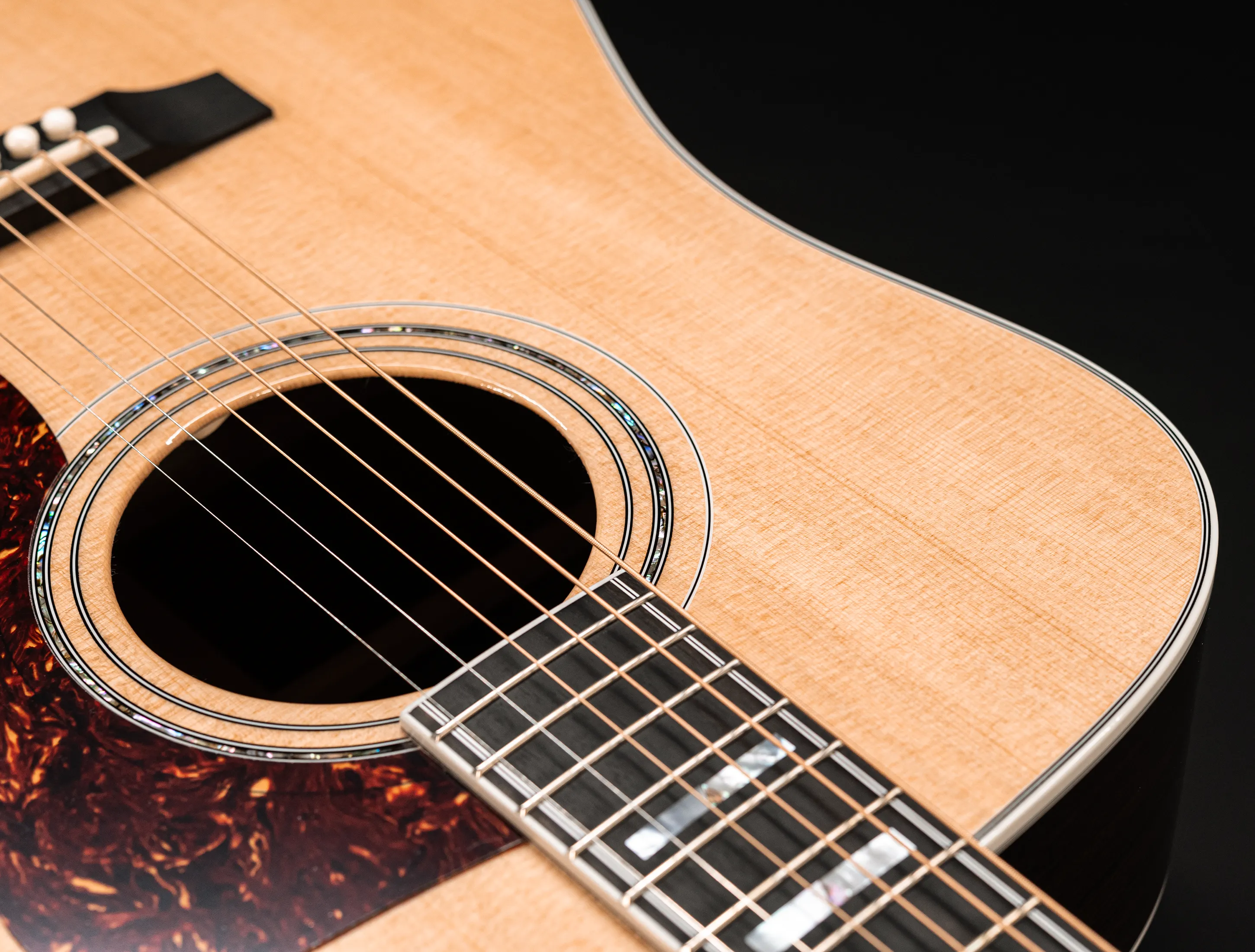 Show gallery (28 images) a156737 Guild D-55 Natural USA