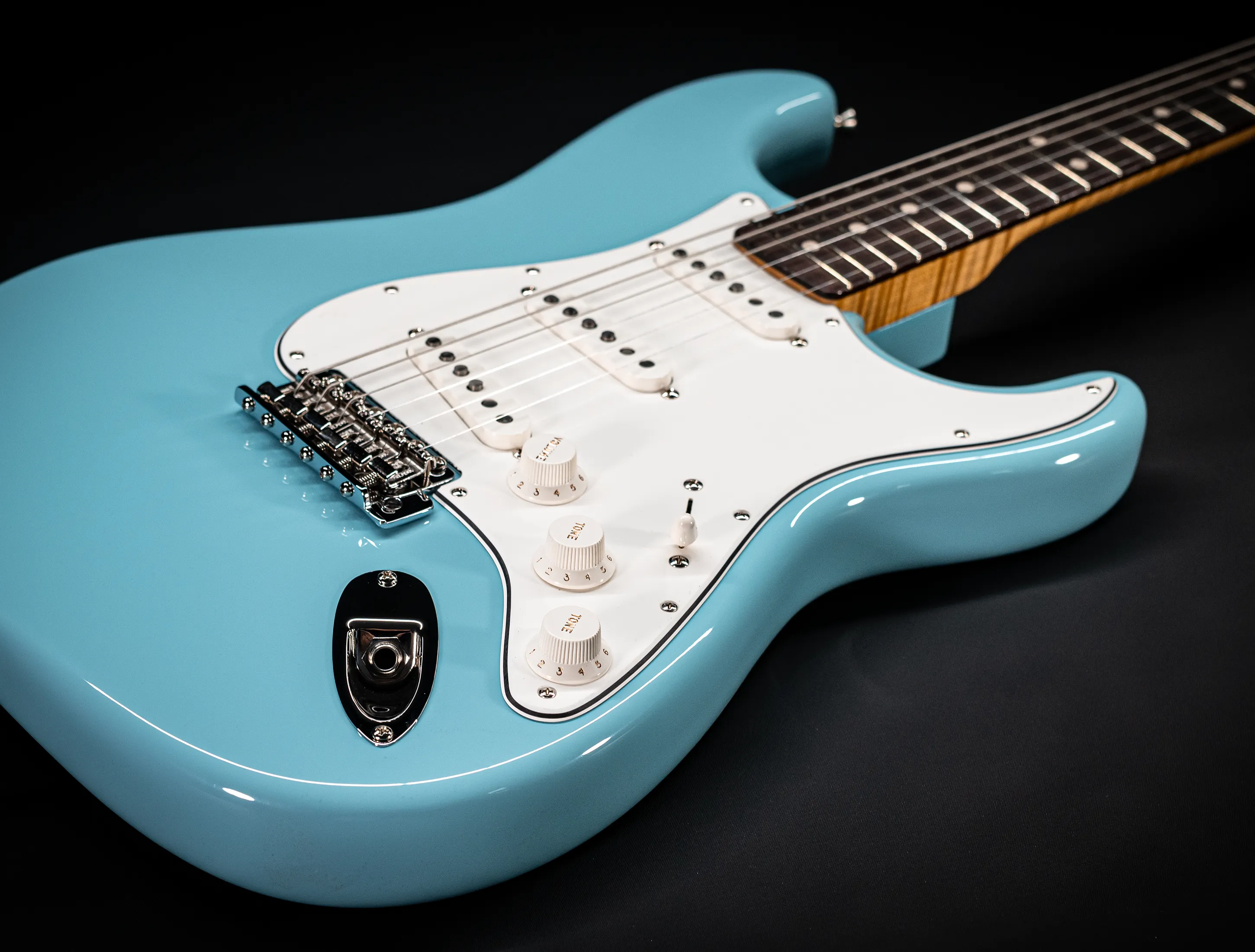 Fender MBD 1963 Stratocaster Prestige NOS flame Neck - Daphne Blue