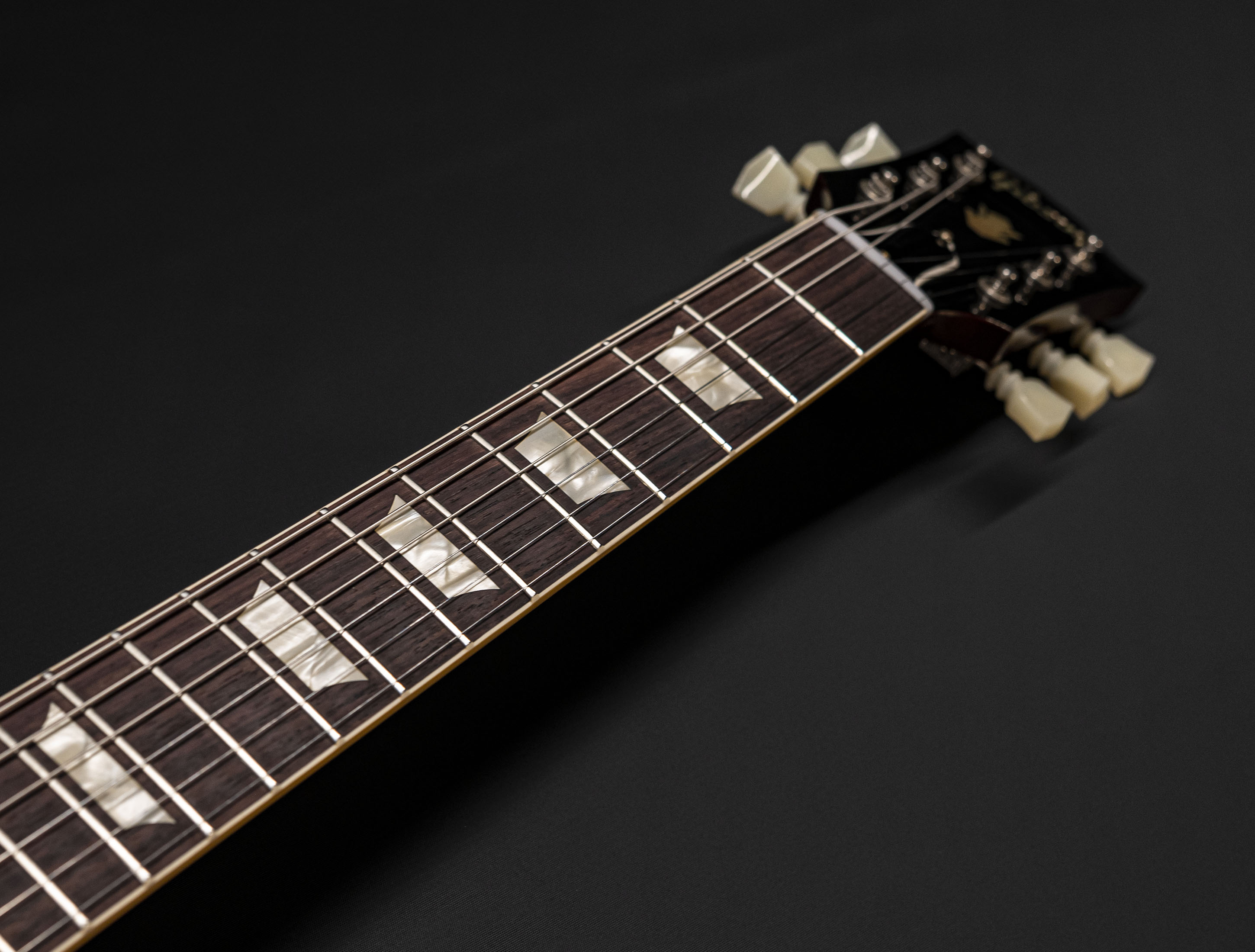 a128071-Gibson-SG-1964-Standard-Reissue-Maestro-Vibrola-VOS-Cherry-Red a128071-gibson-sg-1964-standard-reissue-maestro-vibrola-vos-cherry-red