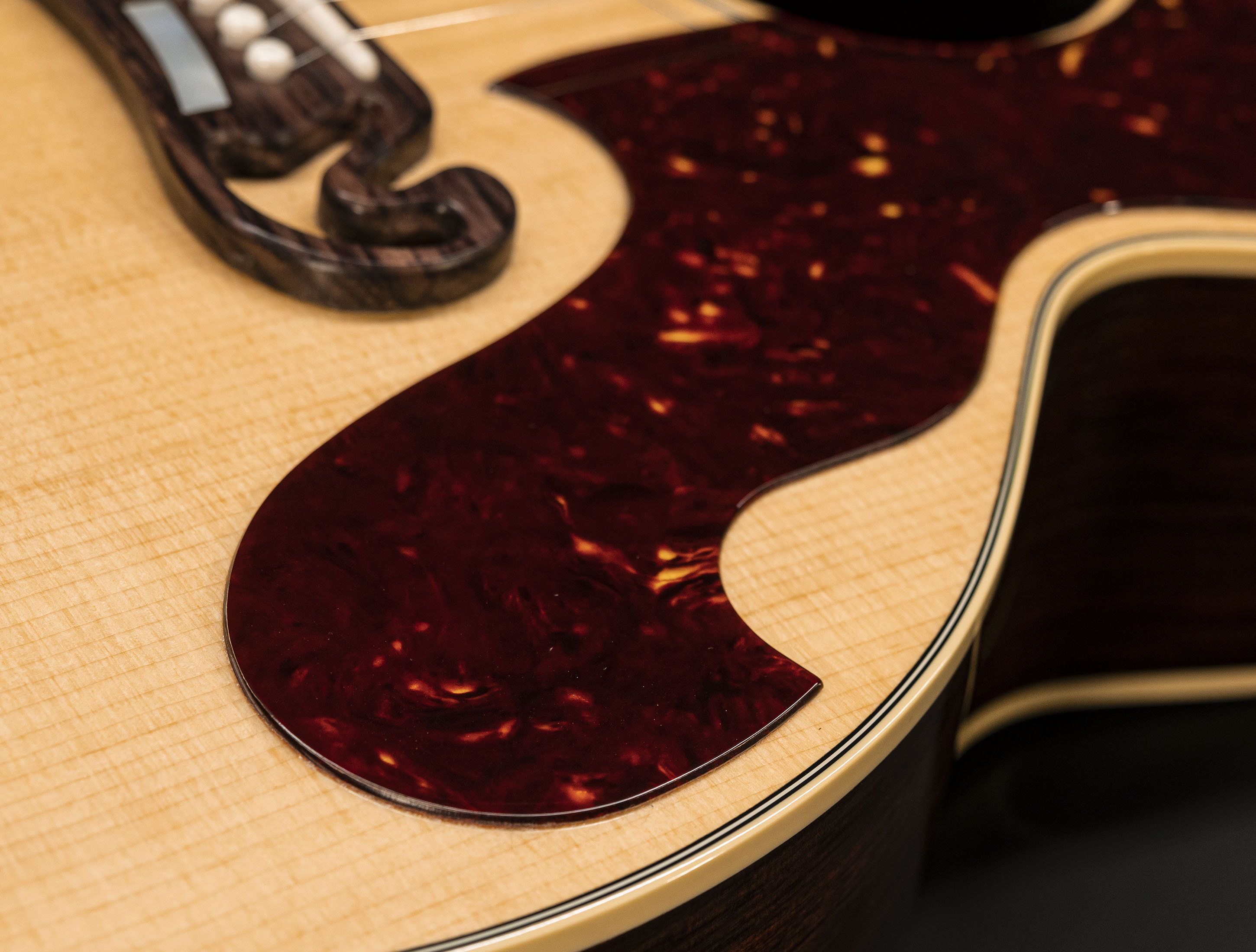 a134702_Gibson-J-180-Y2K-Custom-Shop-Moustache-Rosewood-Antique-Natural a134702 gibson-j-180-y2k-custom-shop-moustache-rosewood-antique-natural
