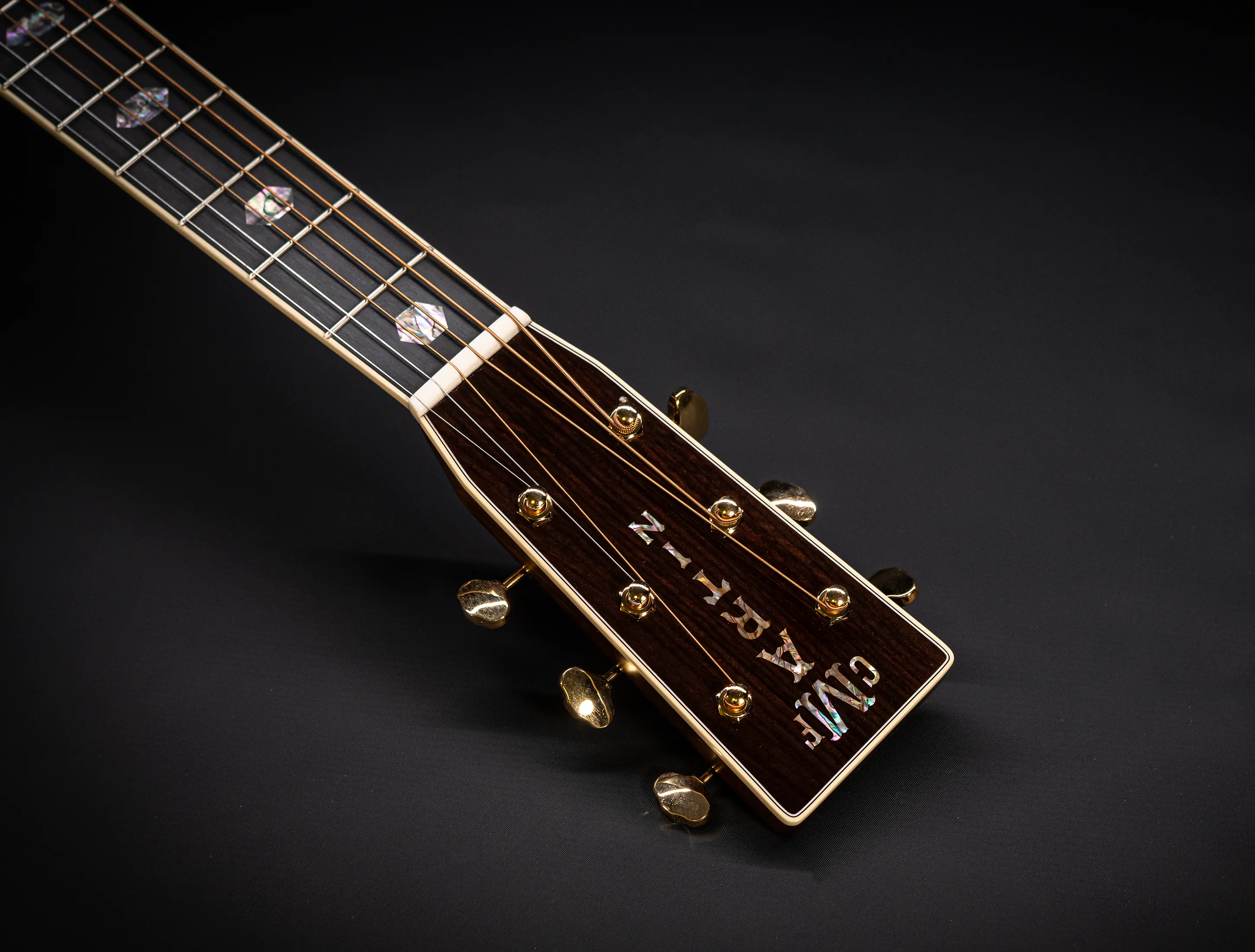 a172110 Martin D-41 (Reimagined) Sunburst Musikhaus-Hermann