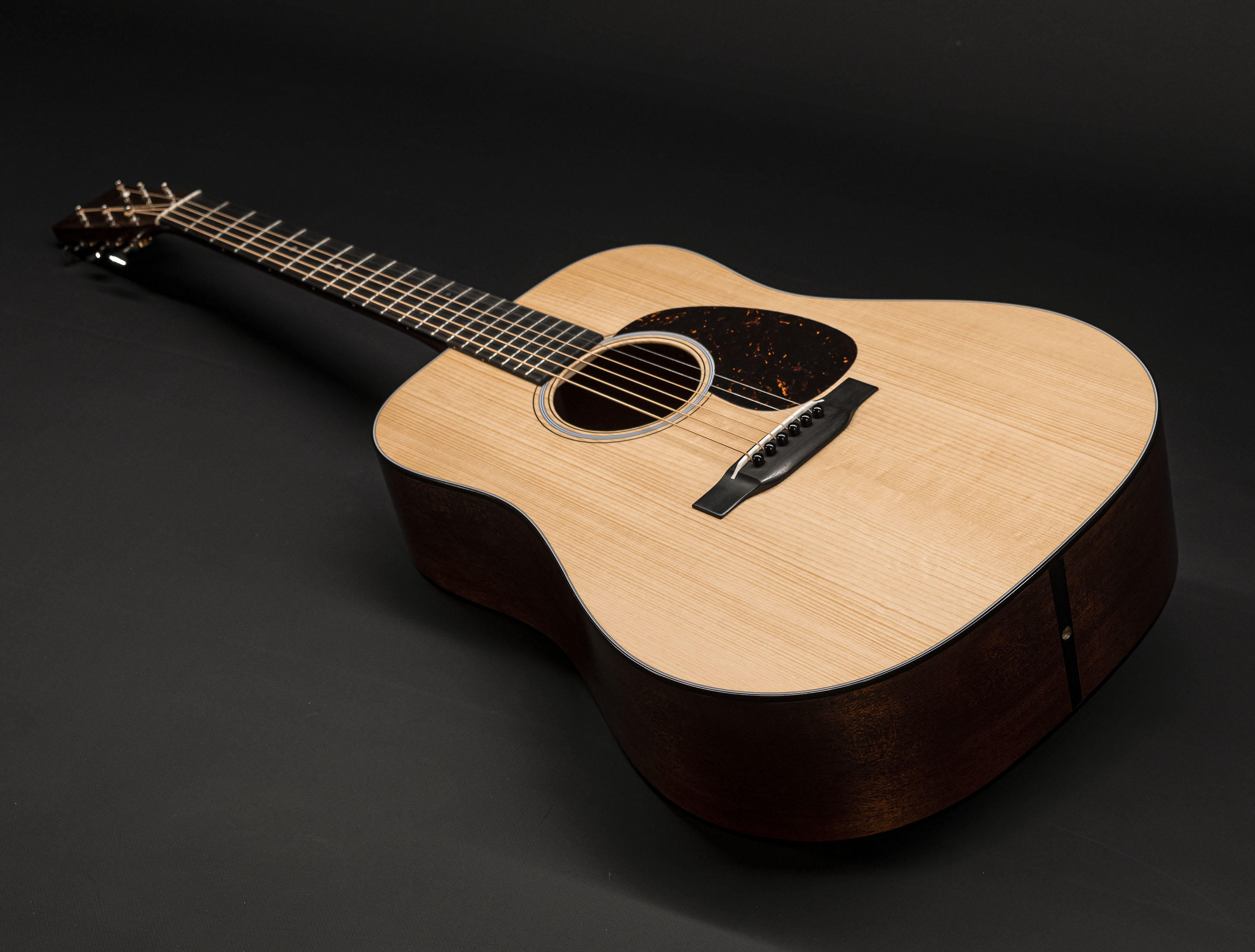 Galerie anzeigen (27 Bilder) a122882 martin-d-18-authentic-1937-vts