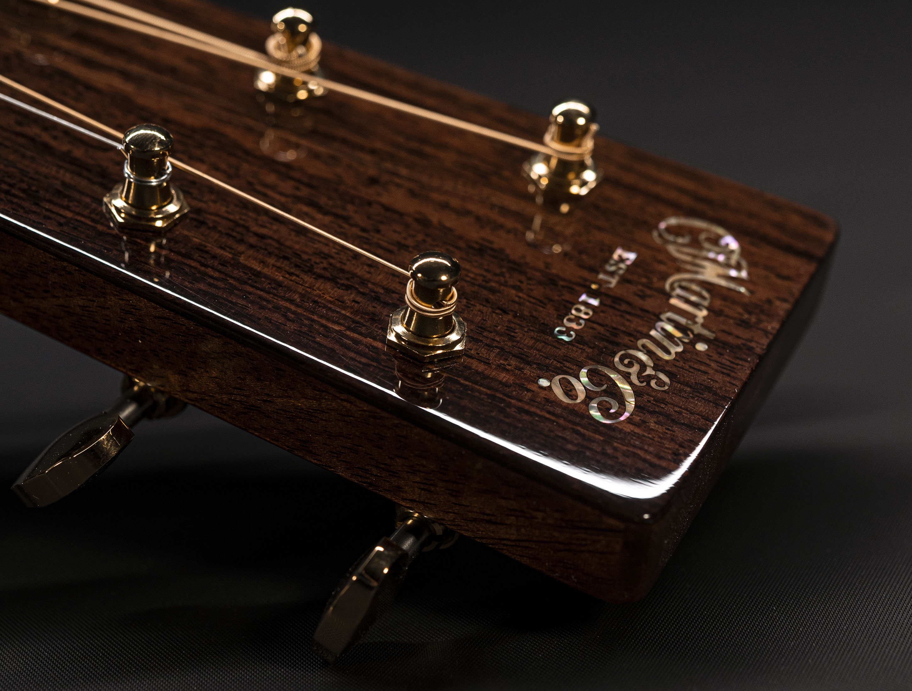 Show gallery (26 images) a142827 Martin-OM-28E-Modern-Deluxe-mit-Tonabnehmer