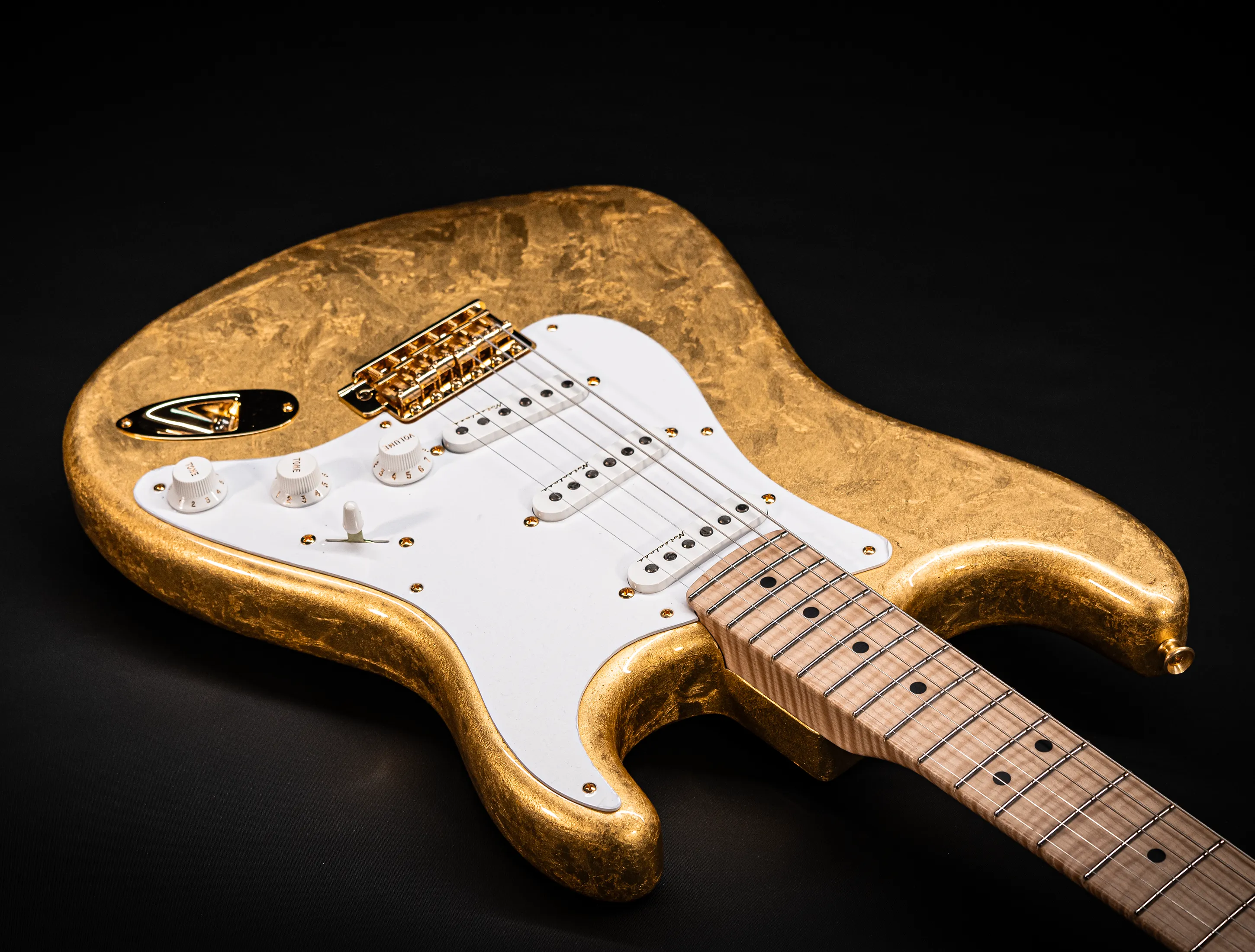 a165181 Fender Masterbuilt Todd Krause GOLD LEAF Eric Clapton Stratocaster - 24 Karat Gold