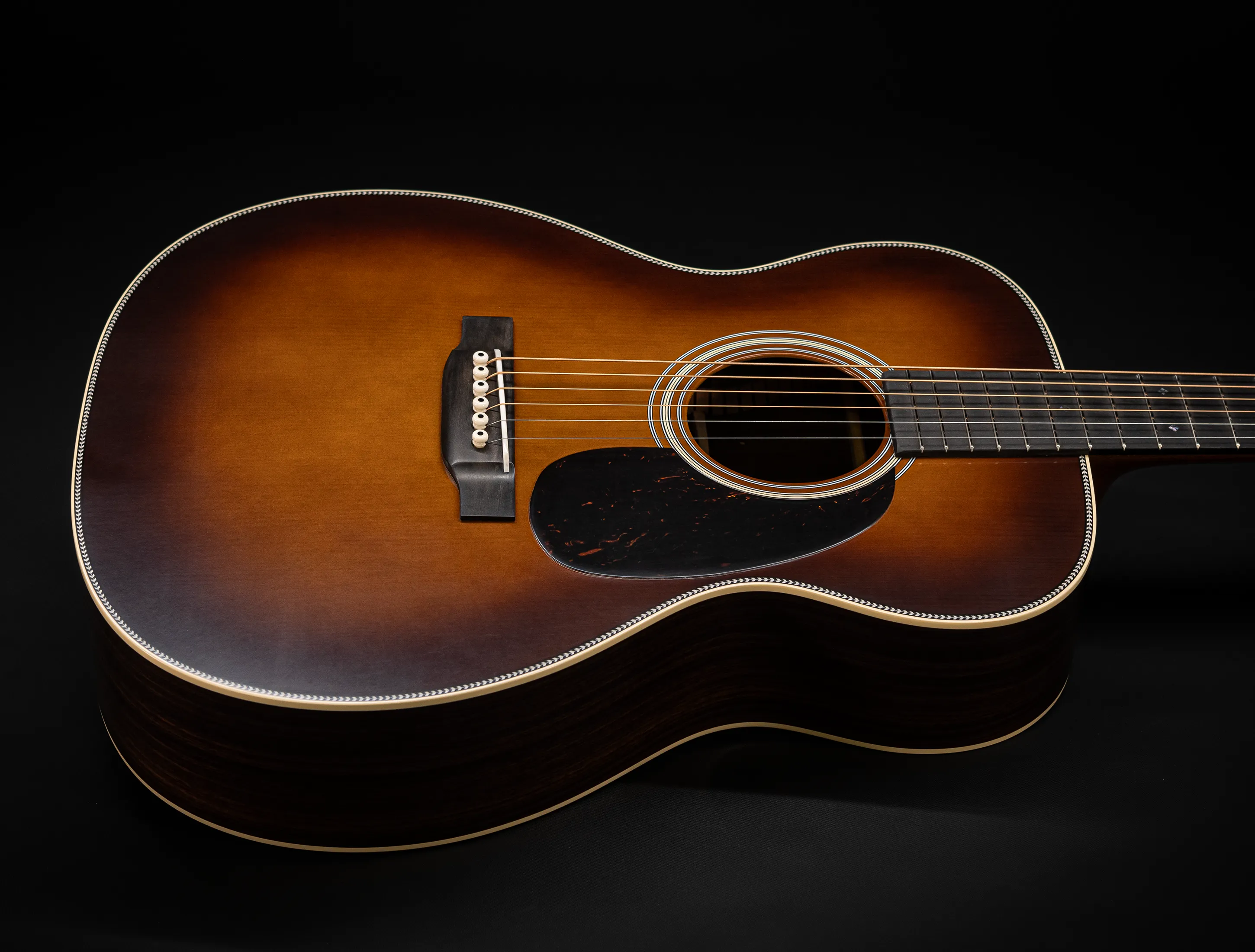 Galerie anzeigen (30 Bilder) a170569 Martin Custom Shop 000-28 Authentic 1937 - Ambertone Burst