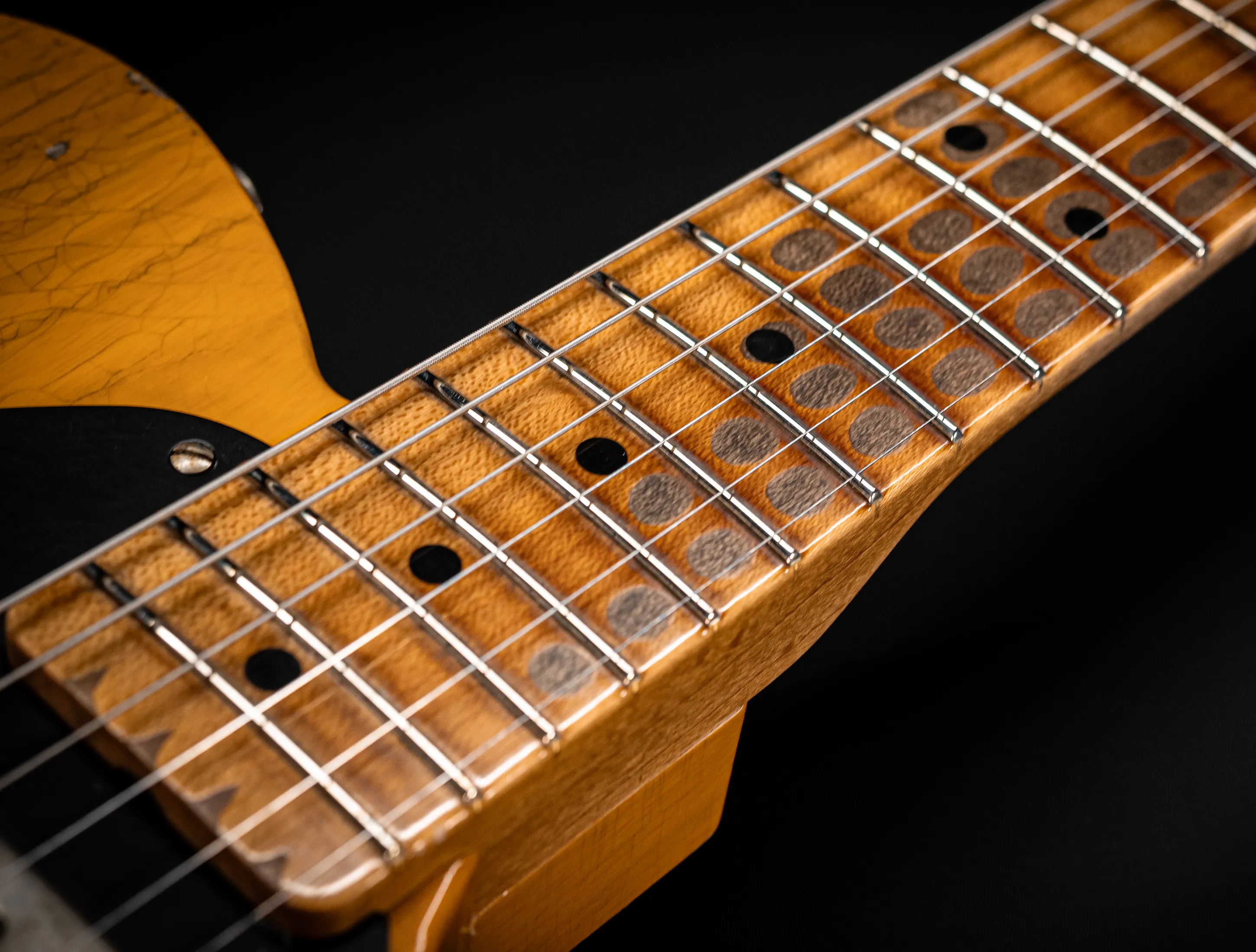 Fender MBD 1952 Humbucker Telecaster Heavy Relic 1pc Ash Body - Butterscotch Blonde