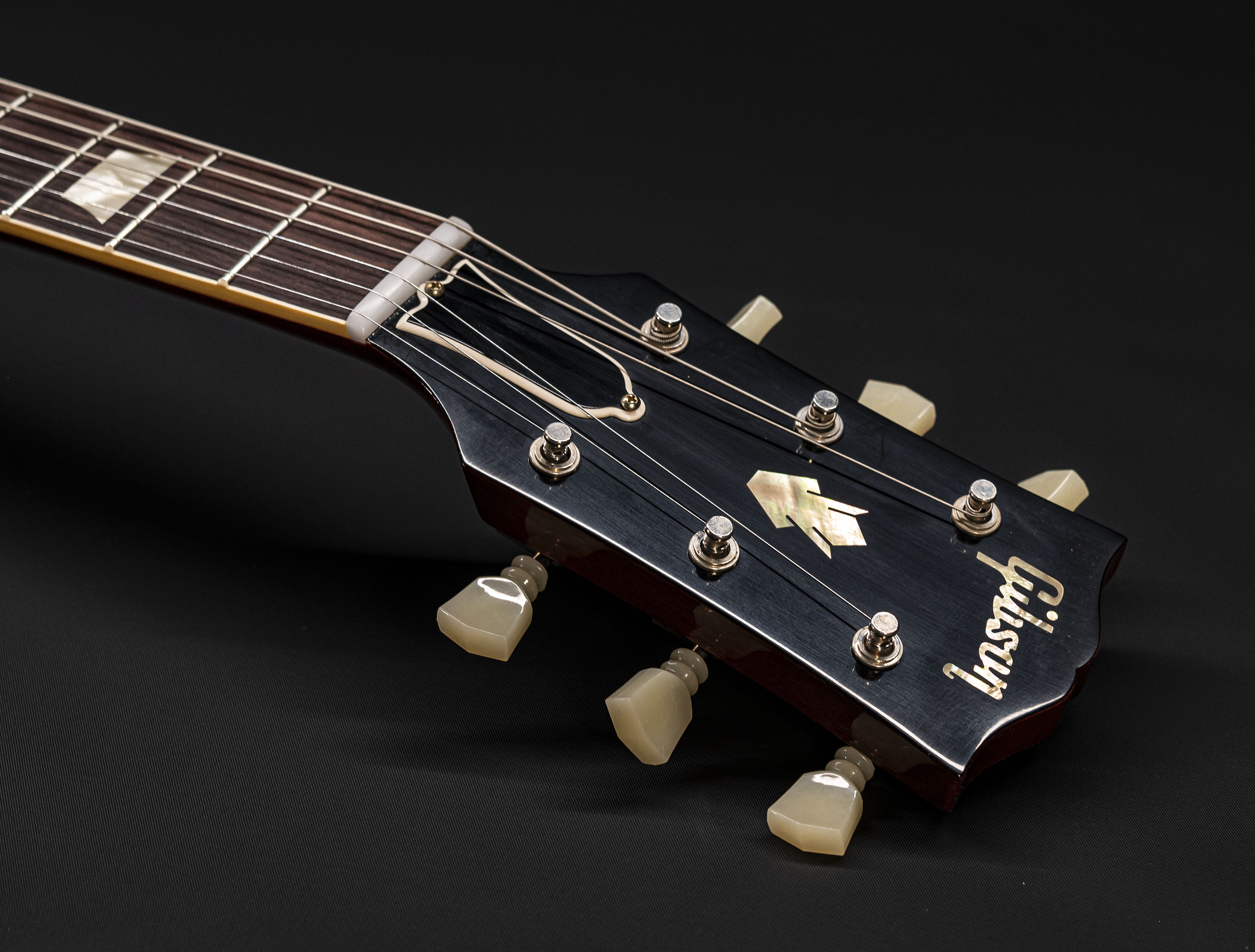 a128083-Gibson-SG-1964-Standard-Reissue-Maestro-Vibrola-VOS-Cherry-Red a128083-gibson-sg-1964-standard-reissue-maestro-vibrola-vos-cherry-red