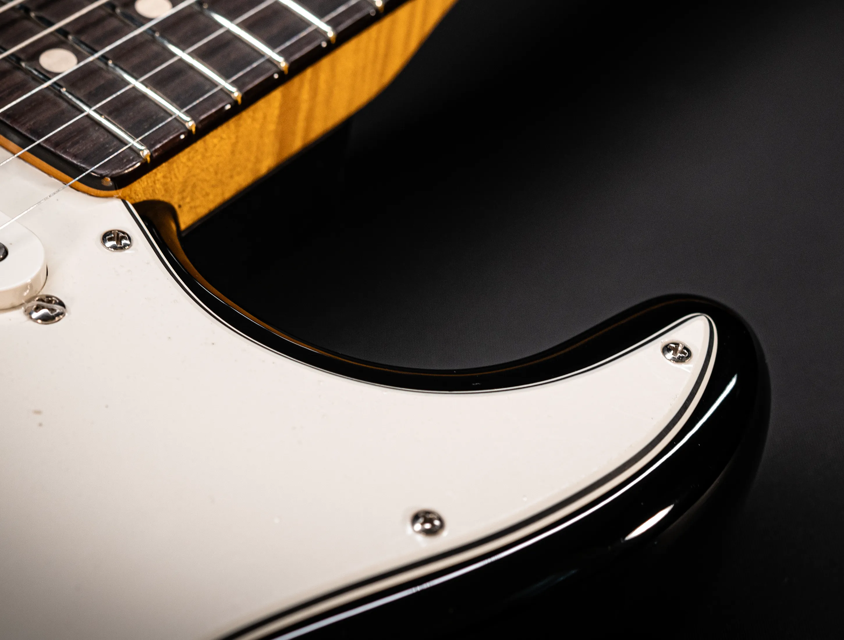 a175595-Fender-MBD-Limited-1963-Stratocaster-Timeless-NOS-flame-Neck-Sunburst-