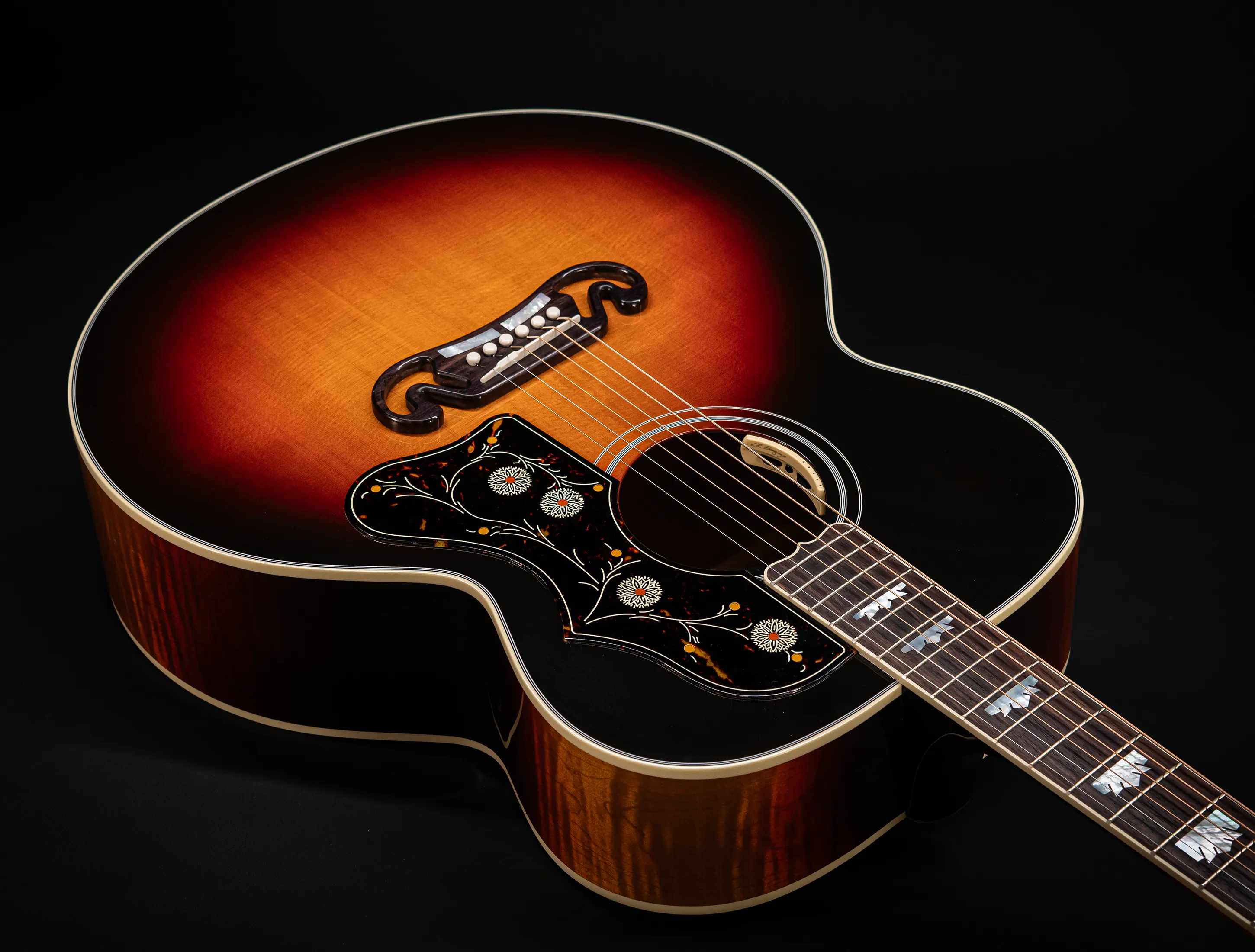 a173698 Gibson SJ-200 Standard Tri Burst MCJB20TB musikhaus-hermann