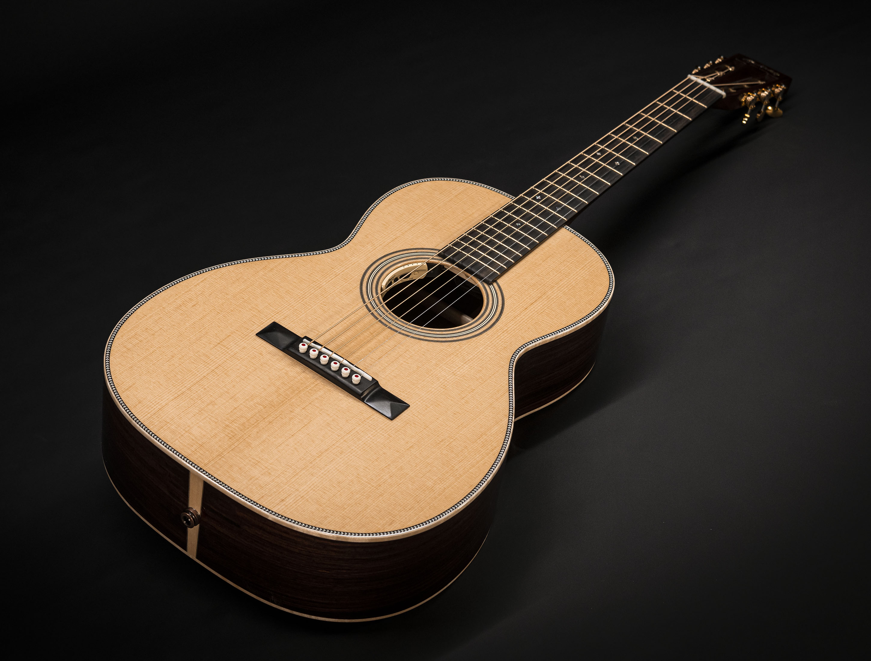 Galerie anzeigen (25 Bilder) a137359 martin-0012-28-e-12-fret-modern-deluxe-l-r-baggs-anthem-pickup