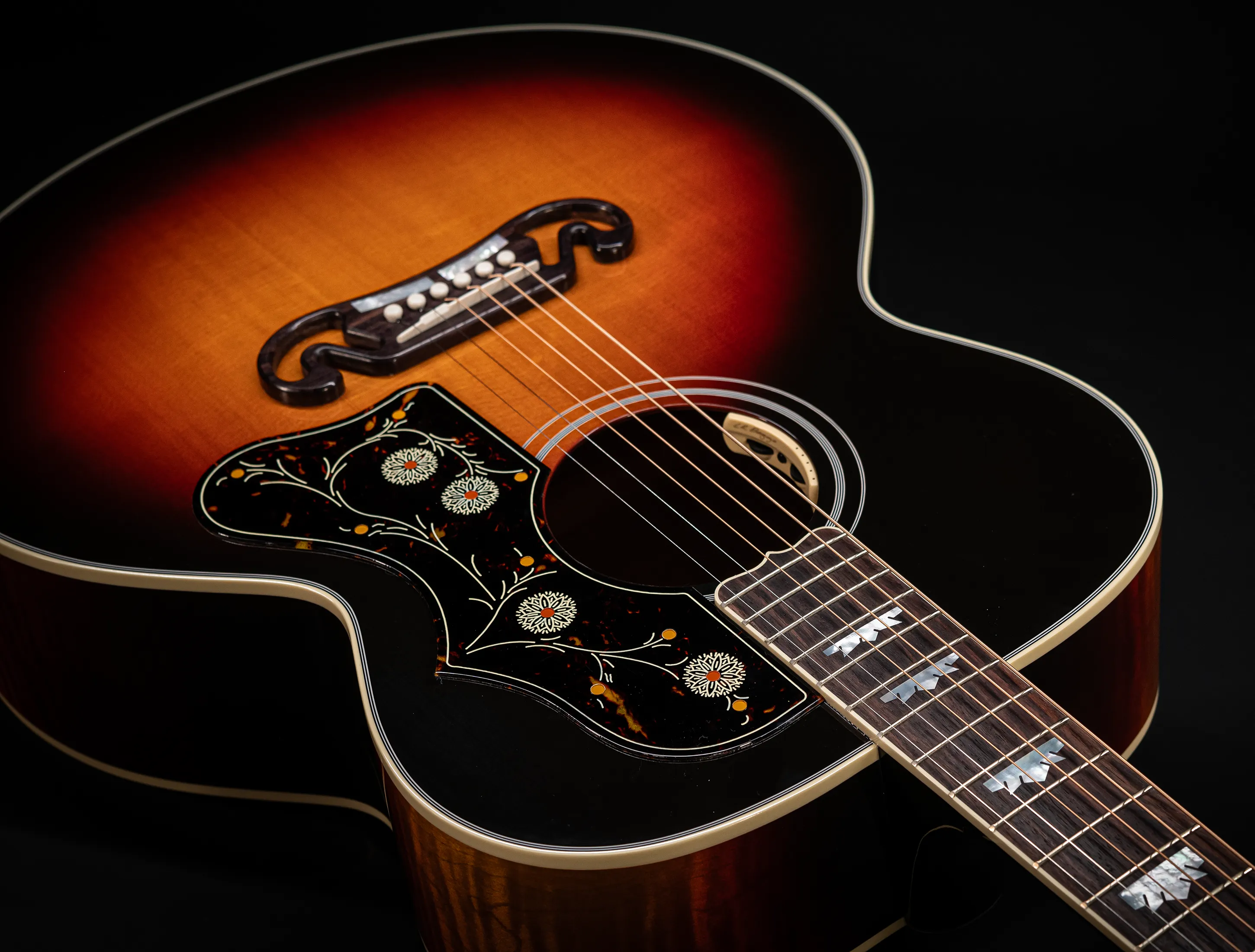 a173701 Gibson SJ-200 Standard Tri Burst MCJB20TB musikhaus-hermann