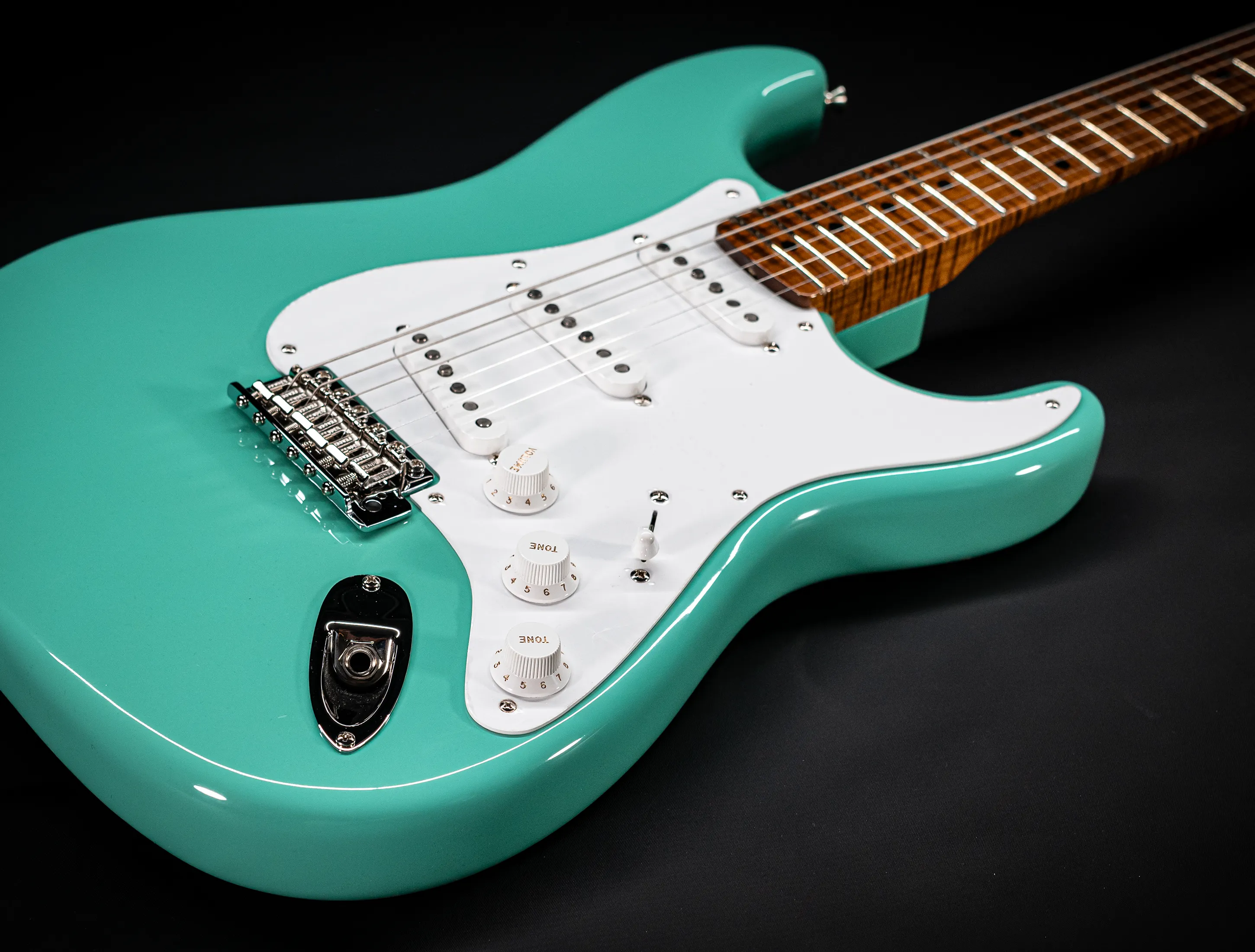 Fender 50`s Limited Stratocaster NOS Mastergrade roasted Flame AAAA Neck - Sea Foam Green