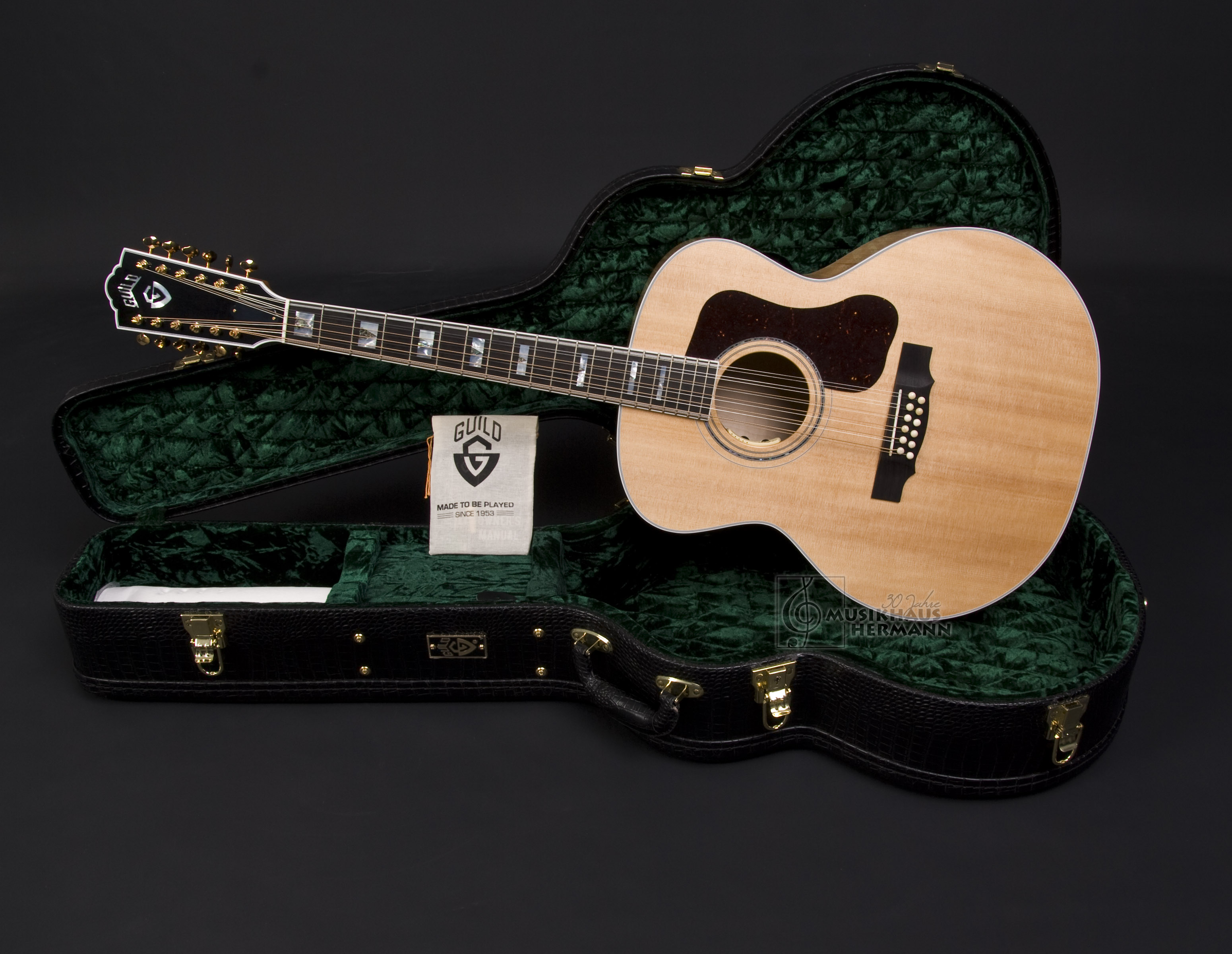 Galerie anzeigen (13 Bilder) a7-0838-guild-f512e-maple