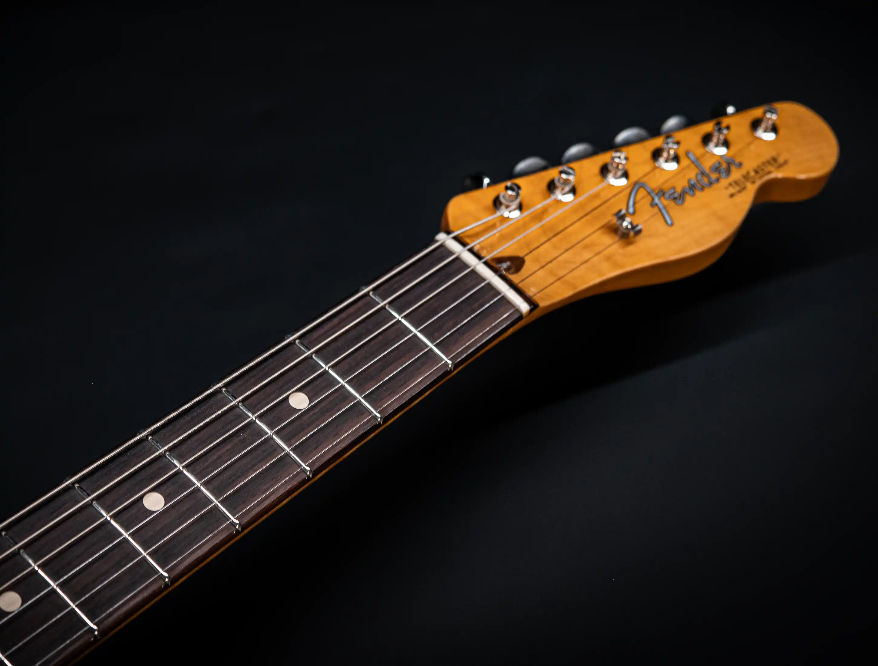 a154586 Fender-MBD-Limited-1963-Telecaster-Timeless-NOS-flame-Neck-Sunburst