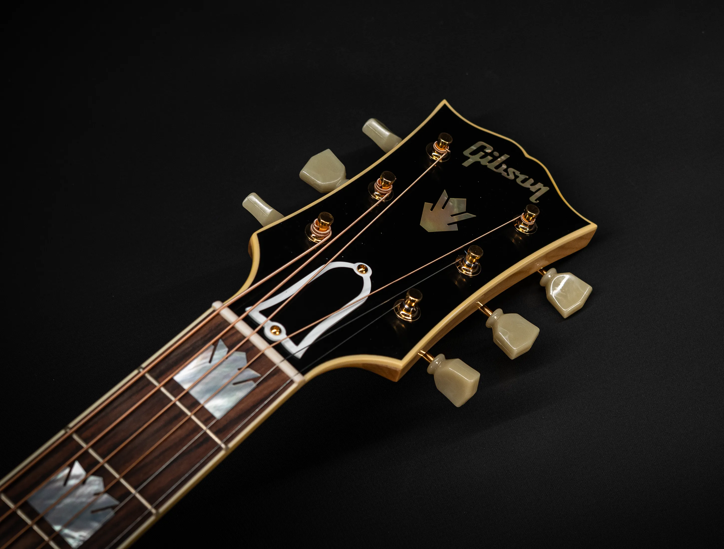 Show gallery (32 images) a162583 Gibson SJ-200 EARLY 50`s Golden Era Custom Shop Adirondack - Vintage Natural
