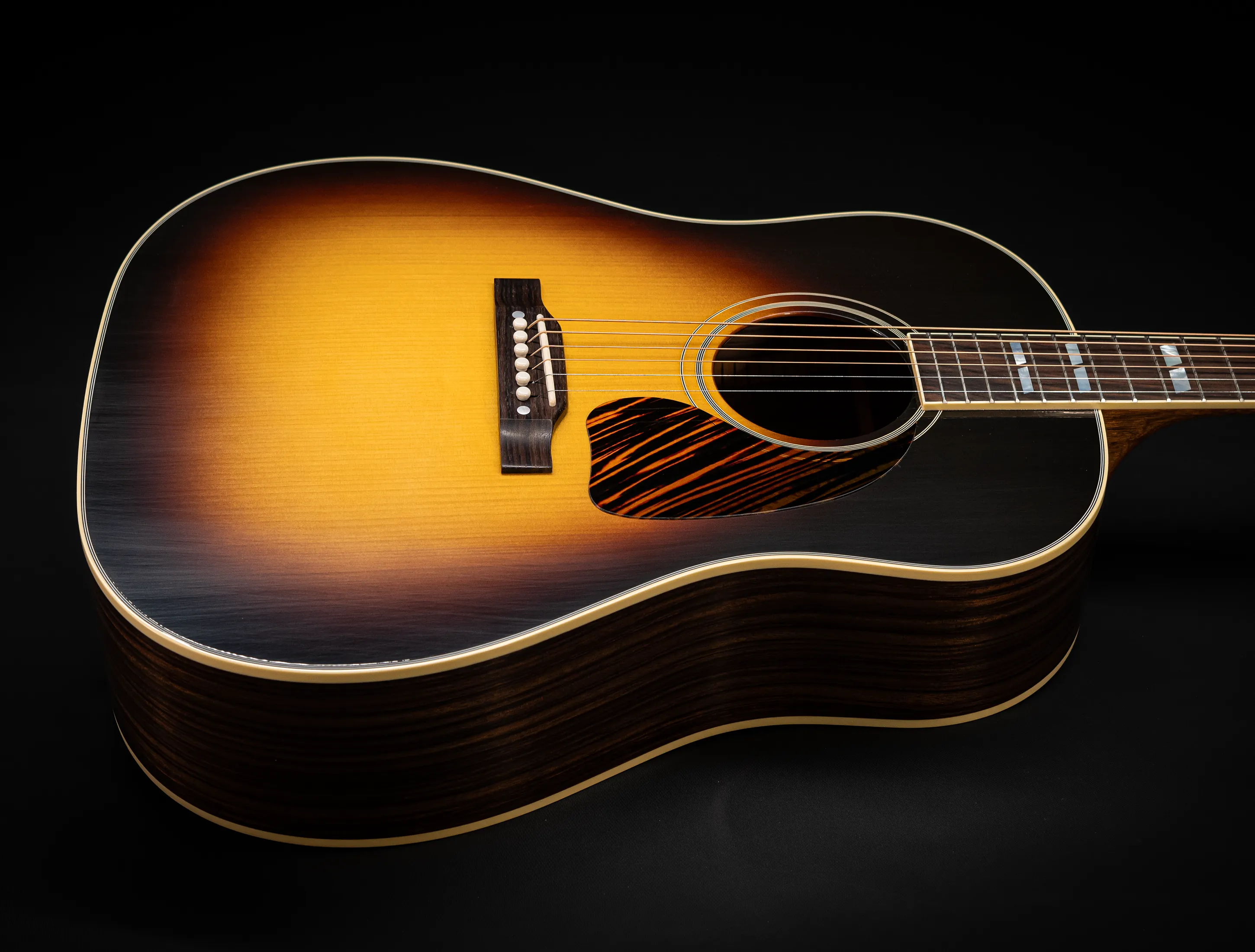 Show gallery (31 images) a161886 Gibson Southern Jumbo Rosewood EARLY 40s Golden Era Custom Shop Adirondack Vintage Sunburst