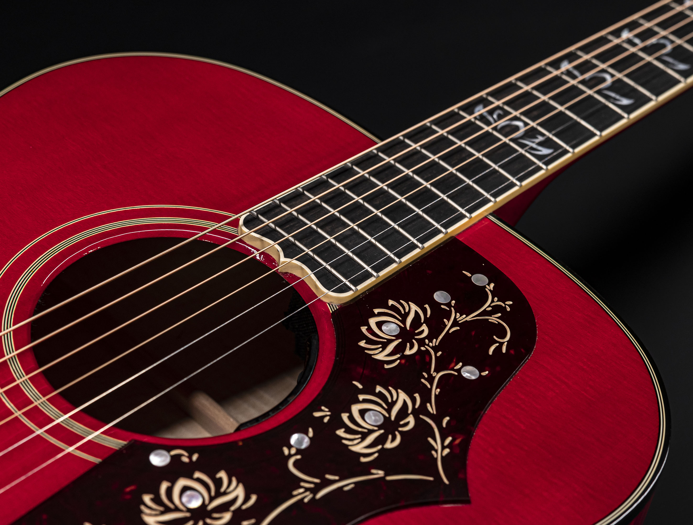 a134051_Gibson-Orianthi-SJ-200-AAA-Flame-Maple-Cherry a134051 gibson-orianthi-sj-200-aaa-flame-maple-cherry