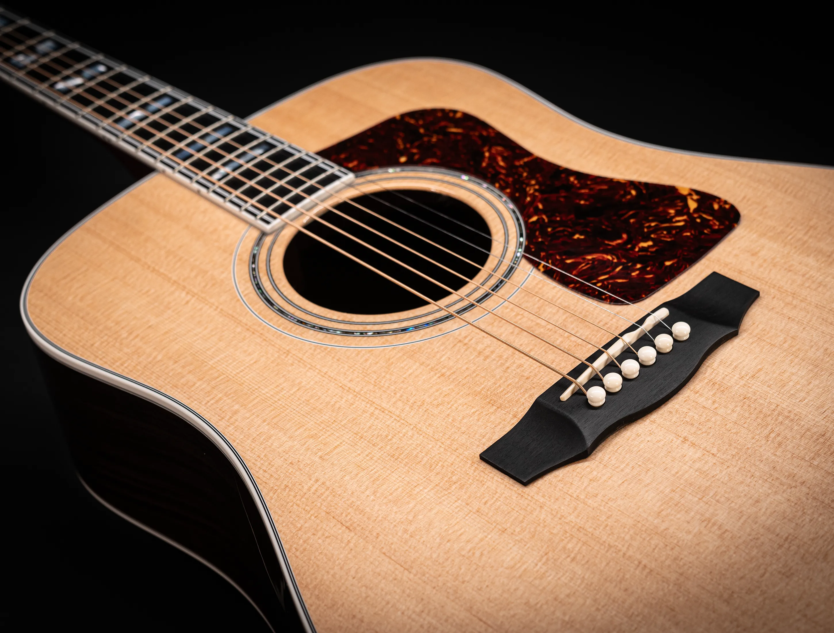 Show gallery (28 images) a156742 Guild D-55 Natural USA