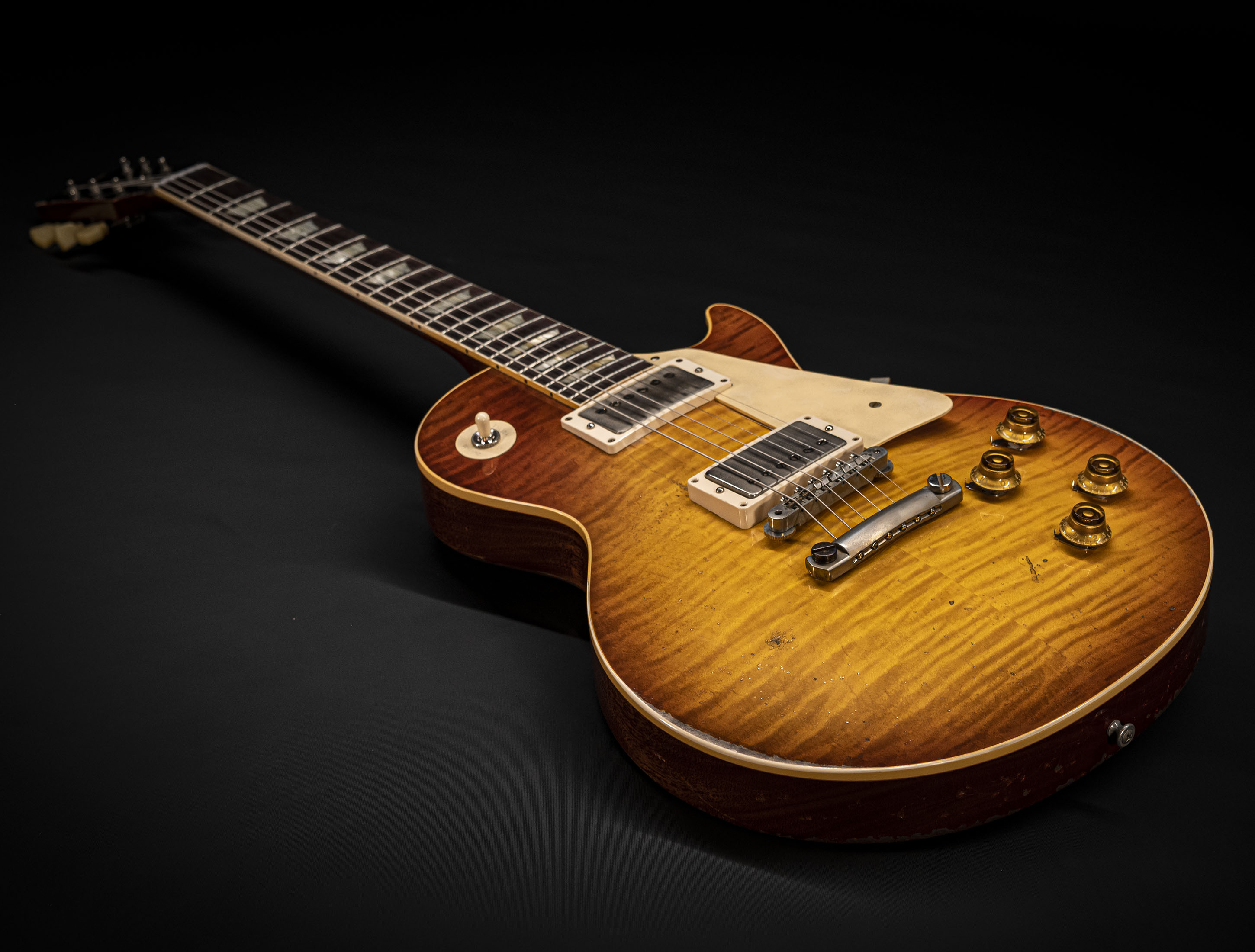 a138843-Gibson-Les-Paul-1959-The-Burst-Tom-Murphy-Painted-TM-R9-Ultra-Heavy-Aged-Murphys-Tea-931783 a138843-gibson-les-paul-1959-the-burst-tom-murphy-painted-tm-r9-ultra-heavy-aged-murphys-tea-931783