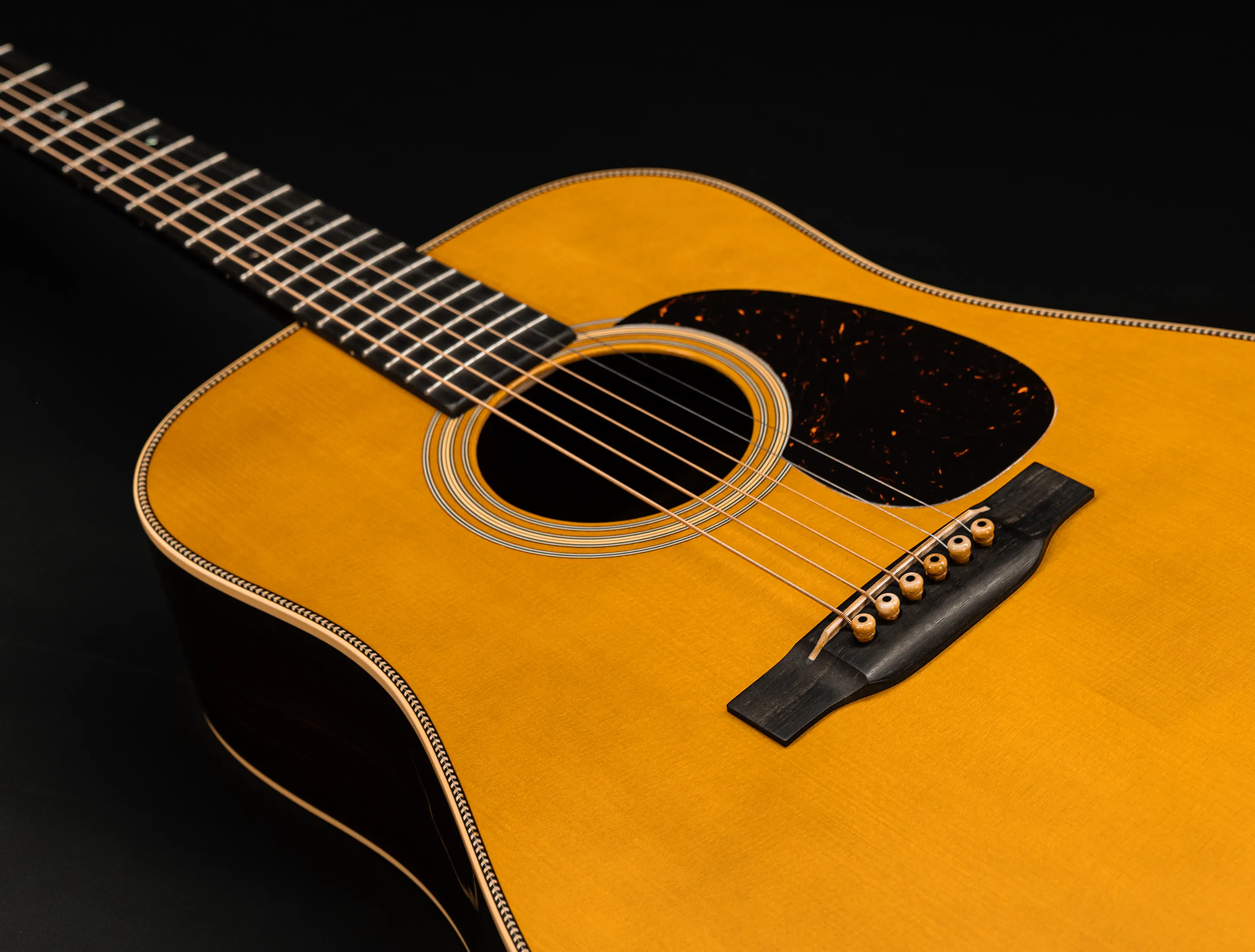 Galerie anzeigen (30 Bilder) a161447 Martin Custom Shop D-28 Authentic 1937 - Stage 1 Aging