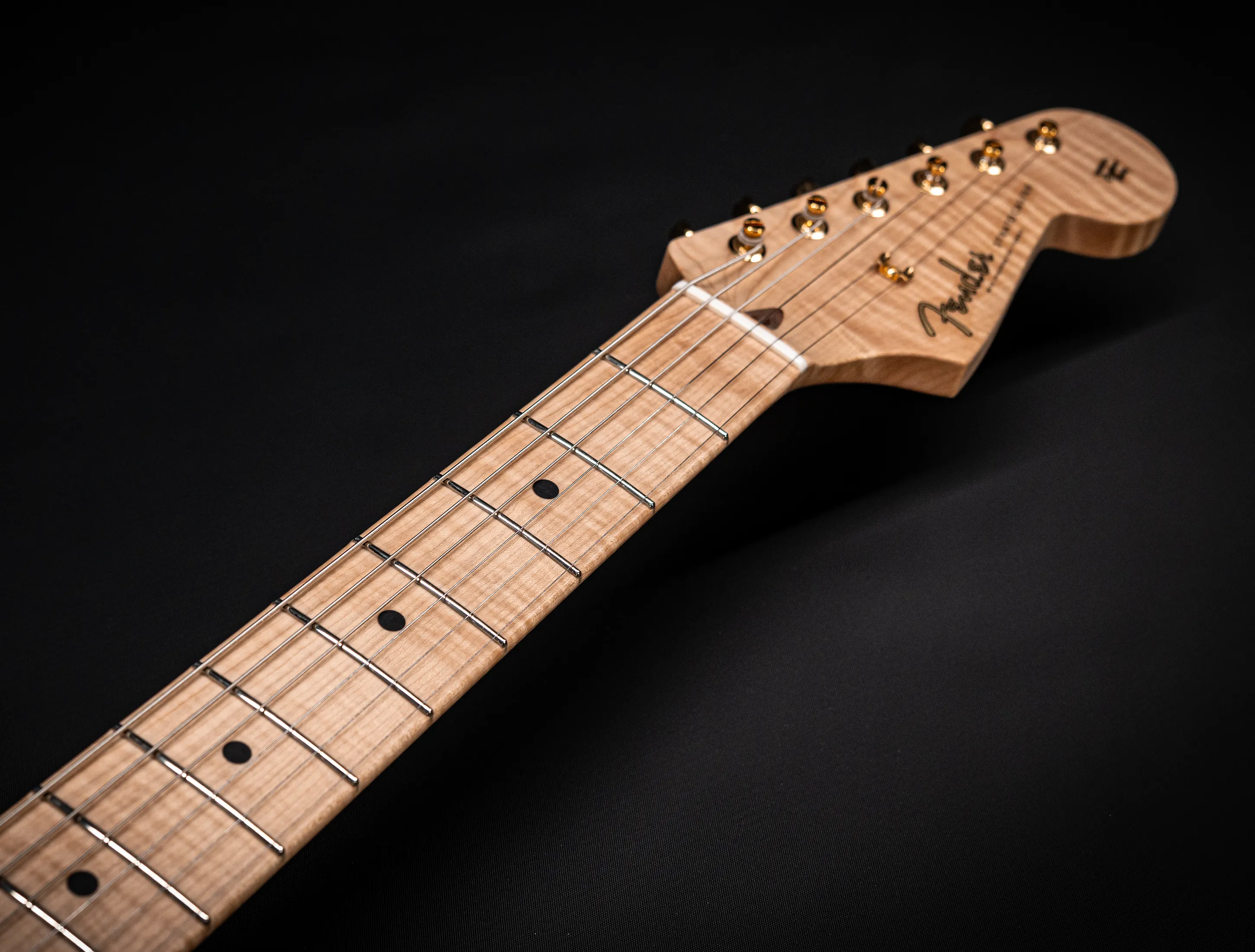 a165171 Fender Masterbuilt Todd Krause GOLD LEAF Eric Clapton Stratocaster - 24 Karat Gold