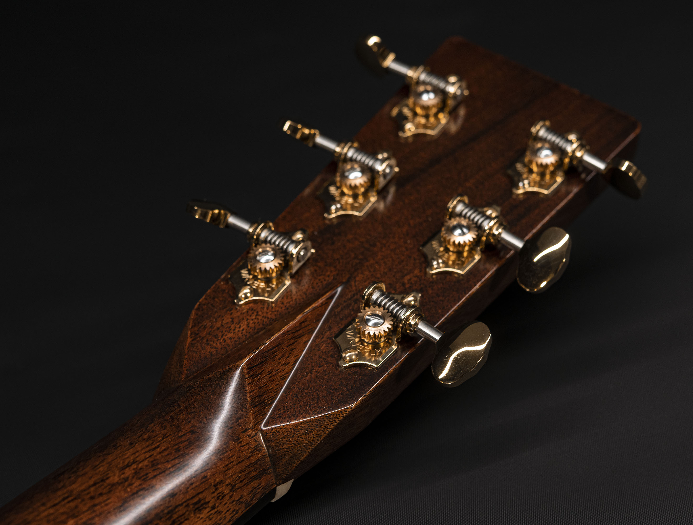 Show gallery (26 images) a142824 Martin-OM-28E-Modern-Deluxe-mit-Tonabnehmer