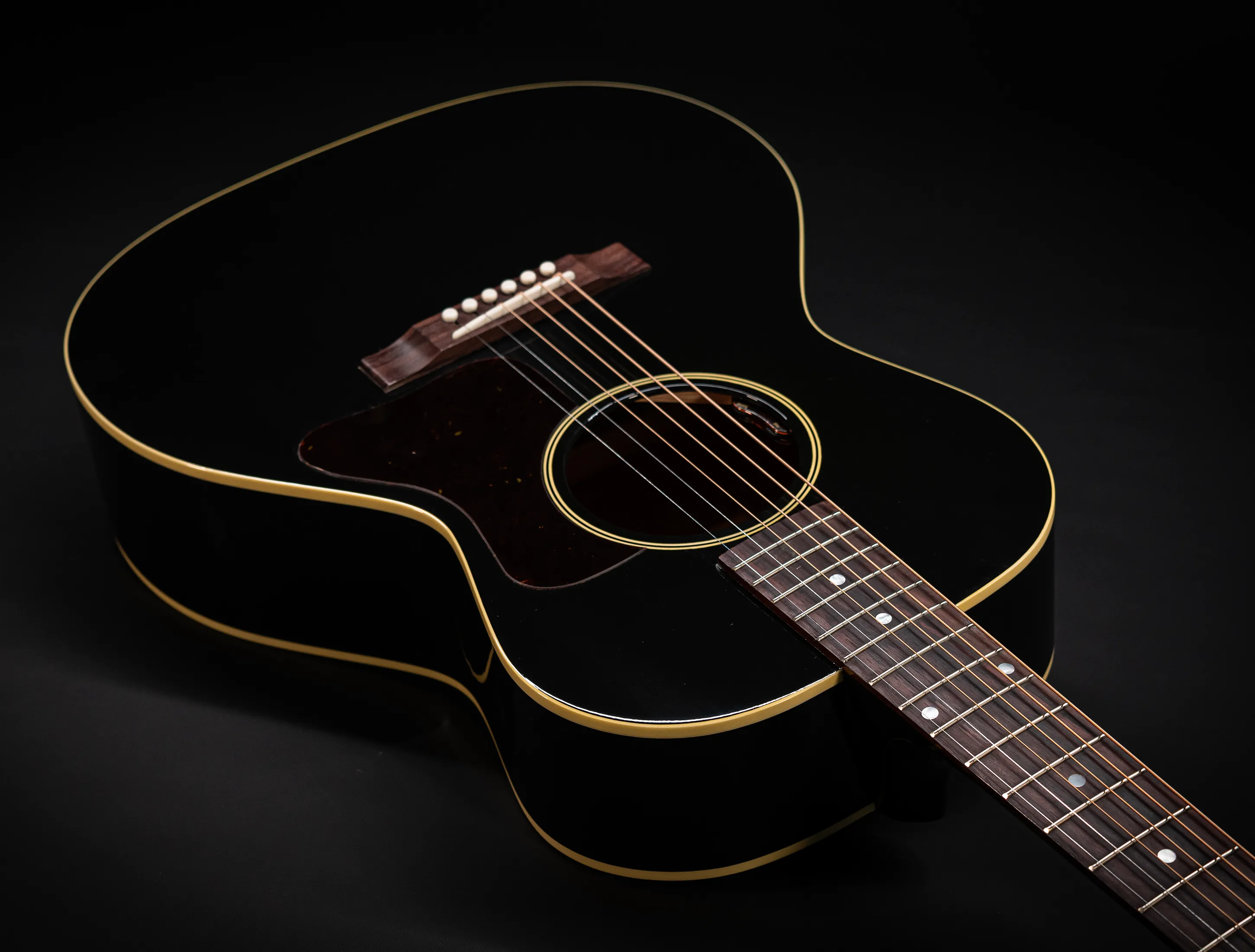 Galerie anzeigen (22 Bilder) a164477 Gibson L-00 Original Ebony