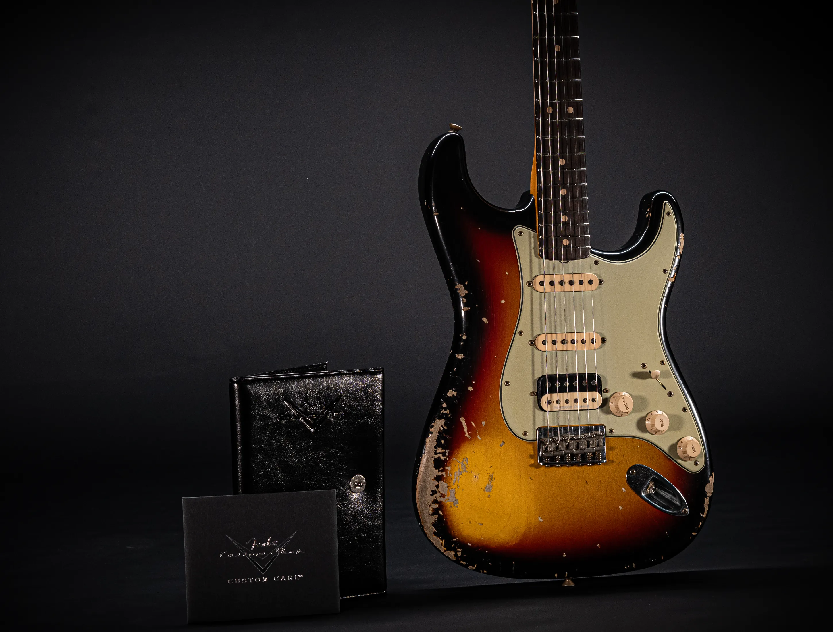 Fender MBD 1963 Humbucker Hardtail Stratocaster Relic - Aged 3 Tone Sunburst