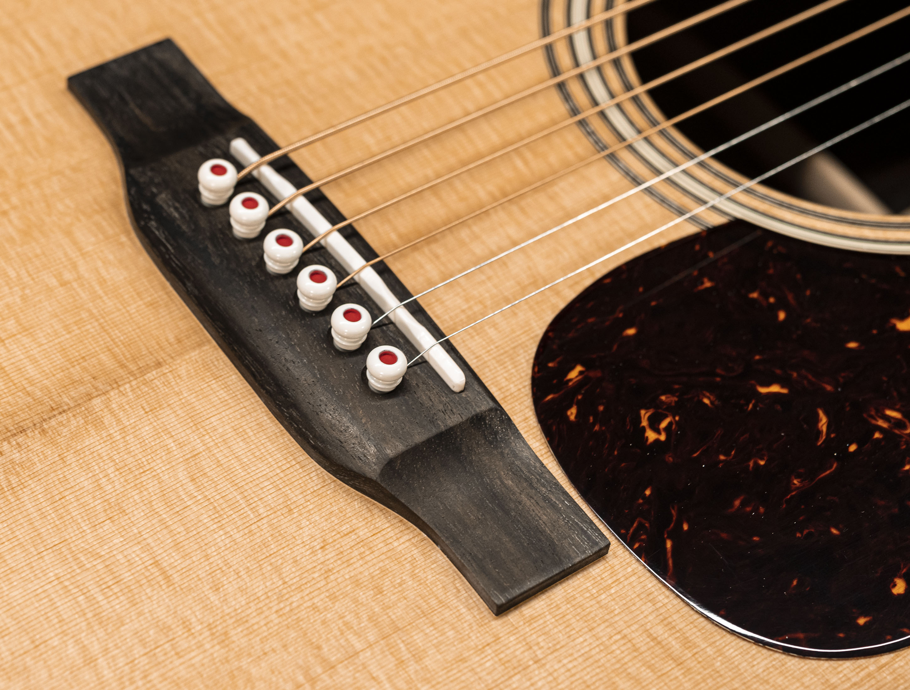 Show gallery (25 images) a118457 martin-d-28-modern-deluxe