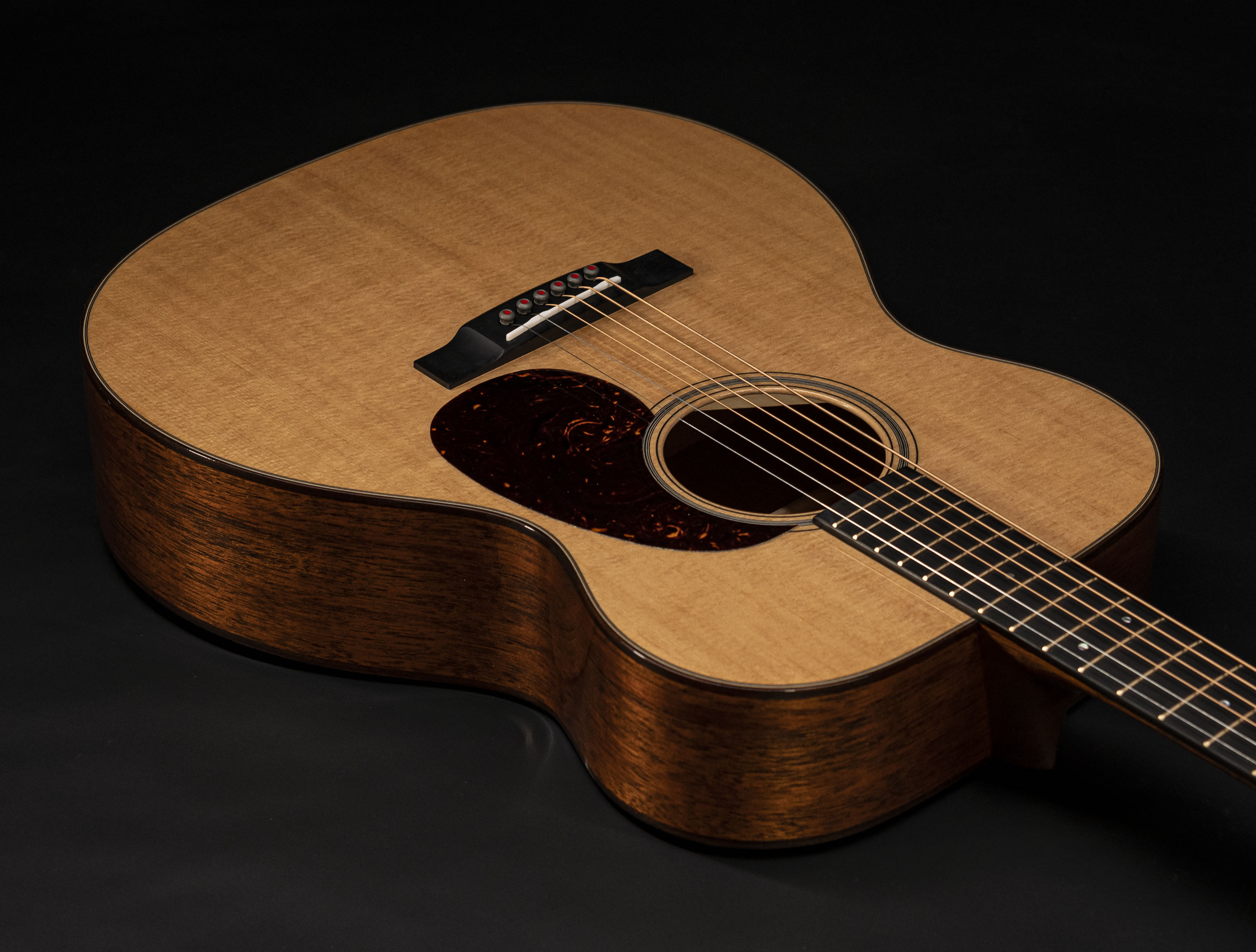 Show gallery (23 images) a112969-martin-000-18-modern-deluxe