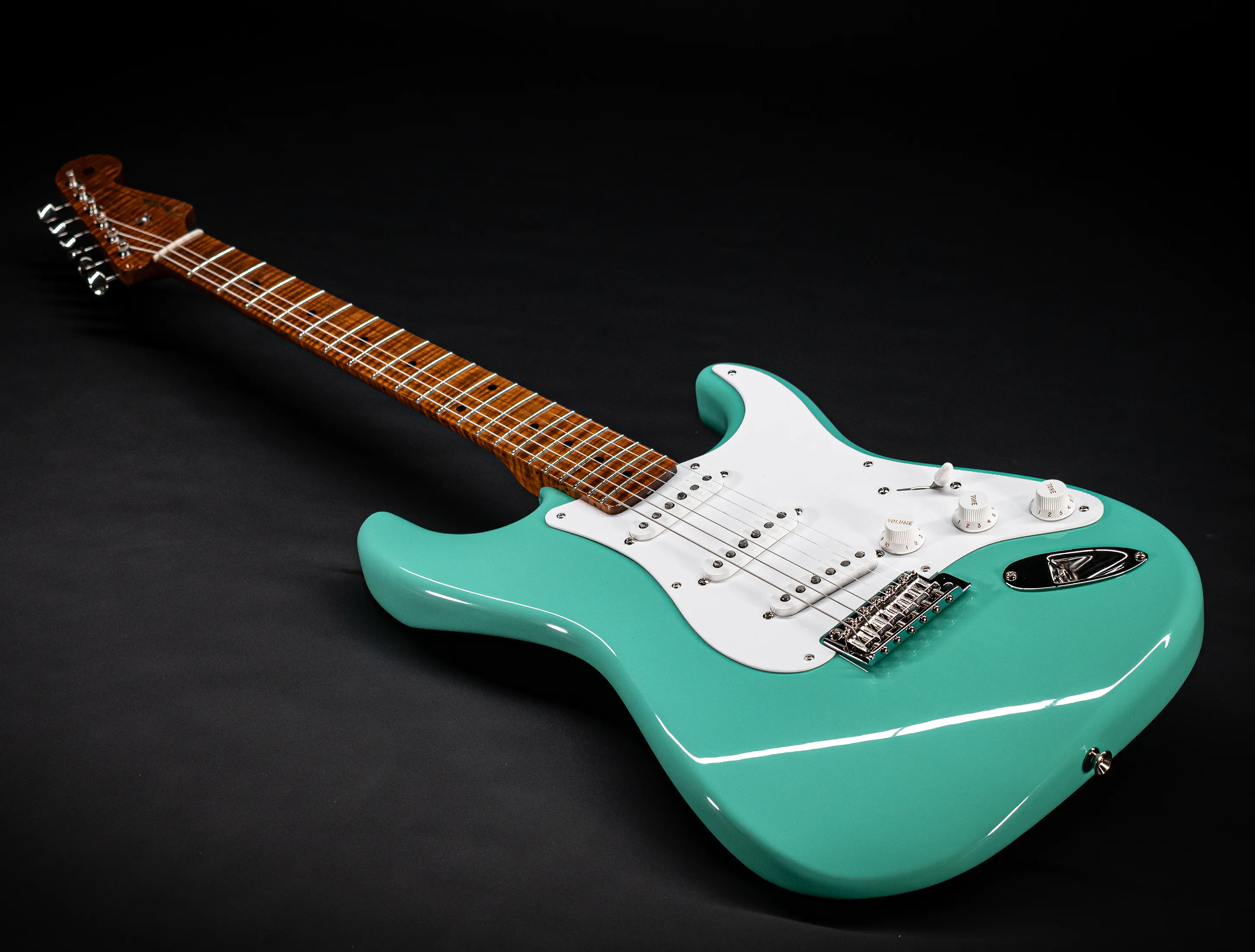 Fender 50`s Limited Stratocaster NOS Mastergrade roasted Flame AAAA Neck - Sea Foam Green