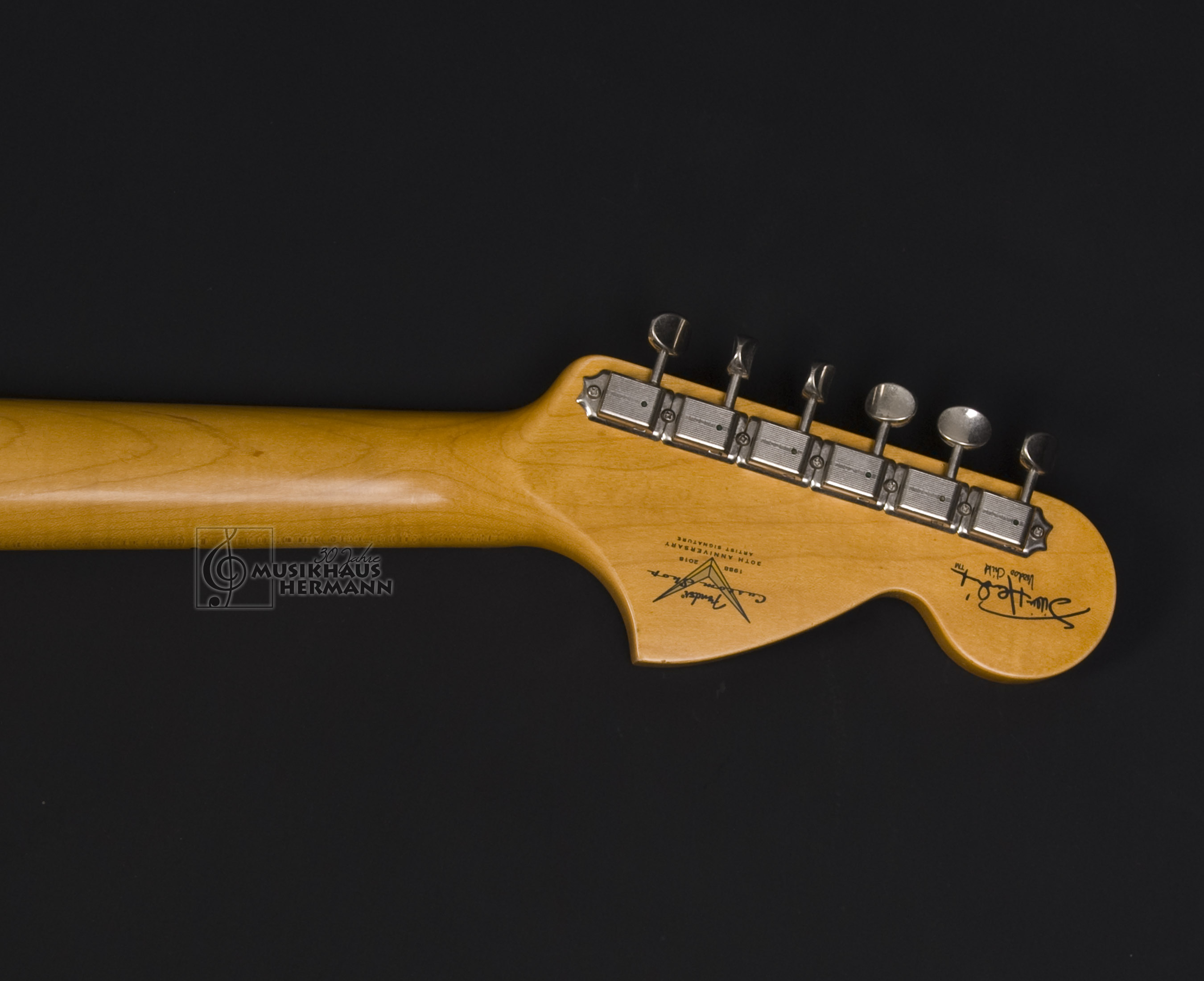 Show gallery (11 images) a6-7792 fender-jimi-hendrix-voodoo-child-stratocaster-olympic-white