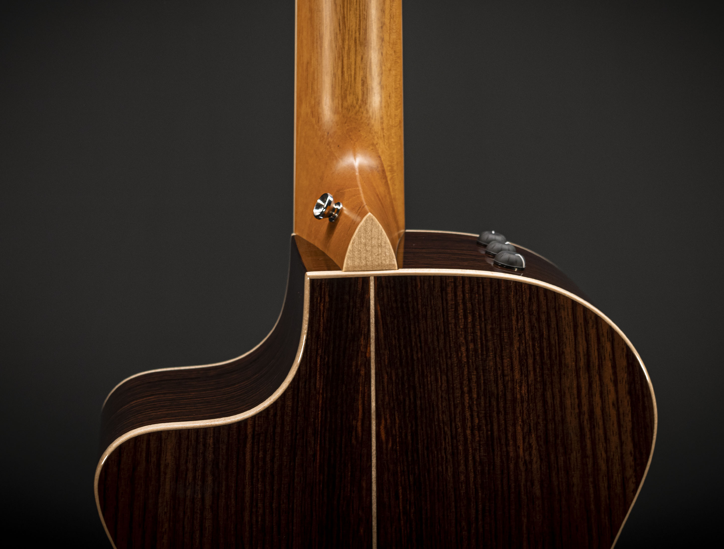a135502_Taylor-812ce-N-Nylon-Grand-Concert a135502 taylor-812ce-n-nylon-grand-concert
