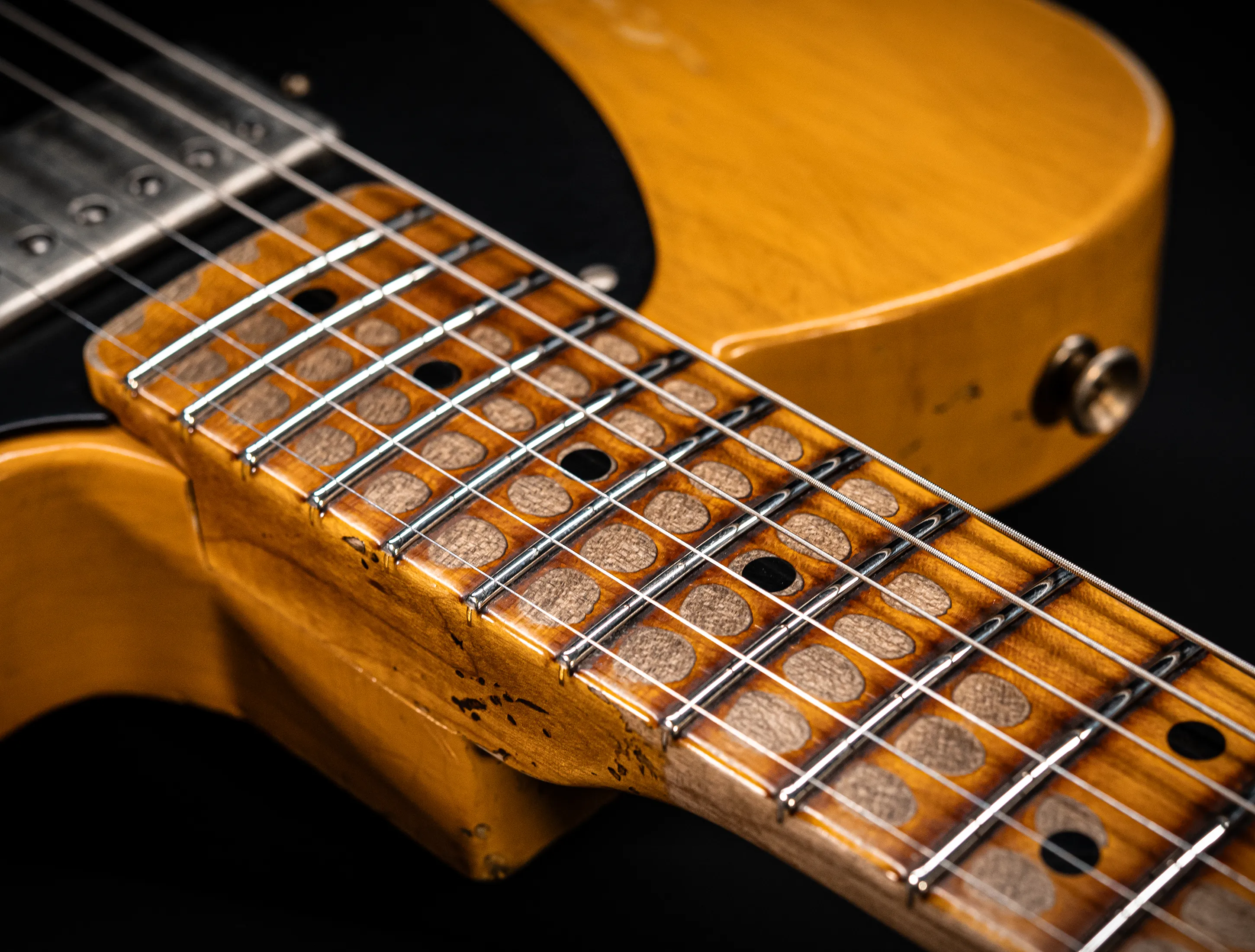 a175247-Fender-MBD-II-Limited-1952-Humbucker-Telecaster-Super-Heavy-Relic-Butterscotch-Blonde-