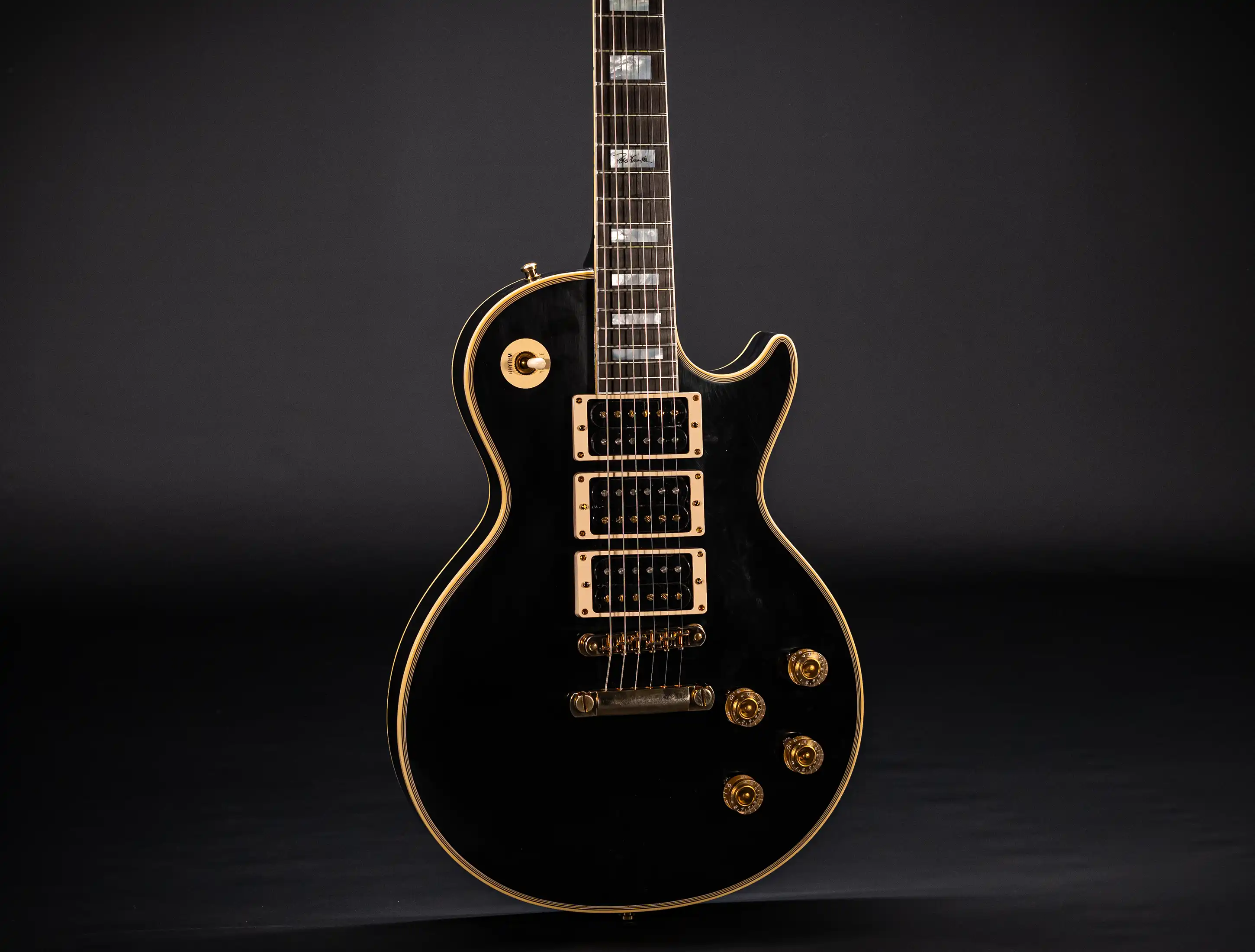 a154385 Gibson-Les-Paul-Custom-Peter-Frampton-Phenix-Inspired-Signature