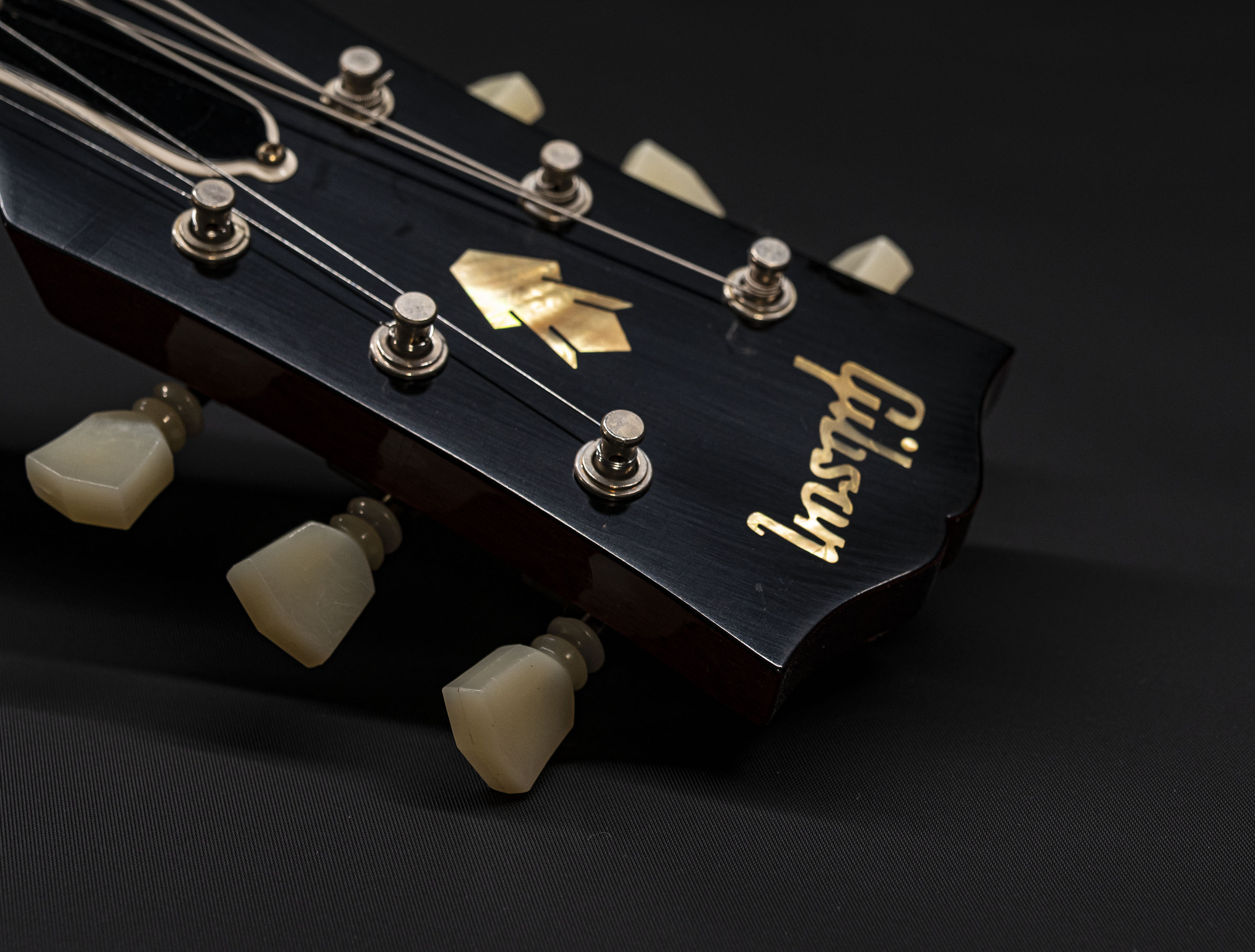 a126641_Gibson-ES-335-1961-Murphy-Lab-Ultra-Light-Aged-Sixties-Cherry a126641 gibson-es-335-1961-murphy-lab-ultra-light-aged-sixties-cherry
