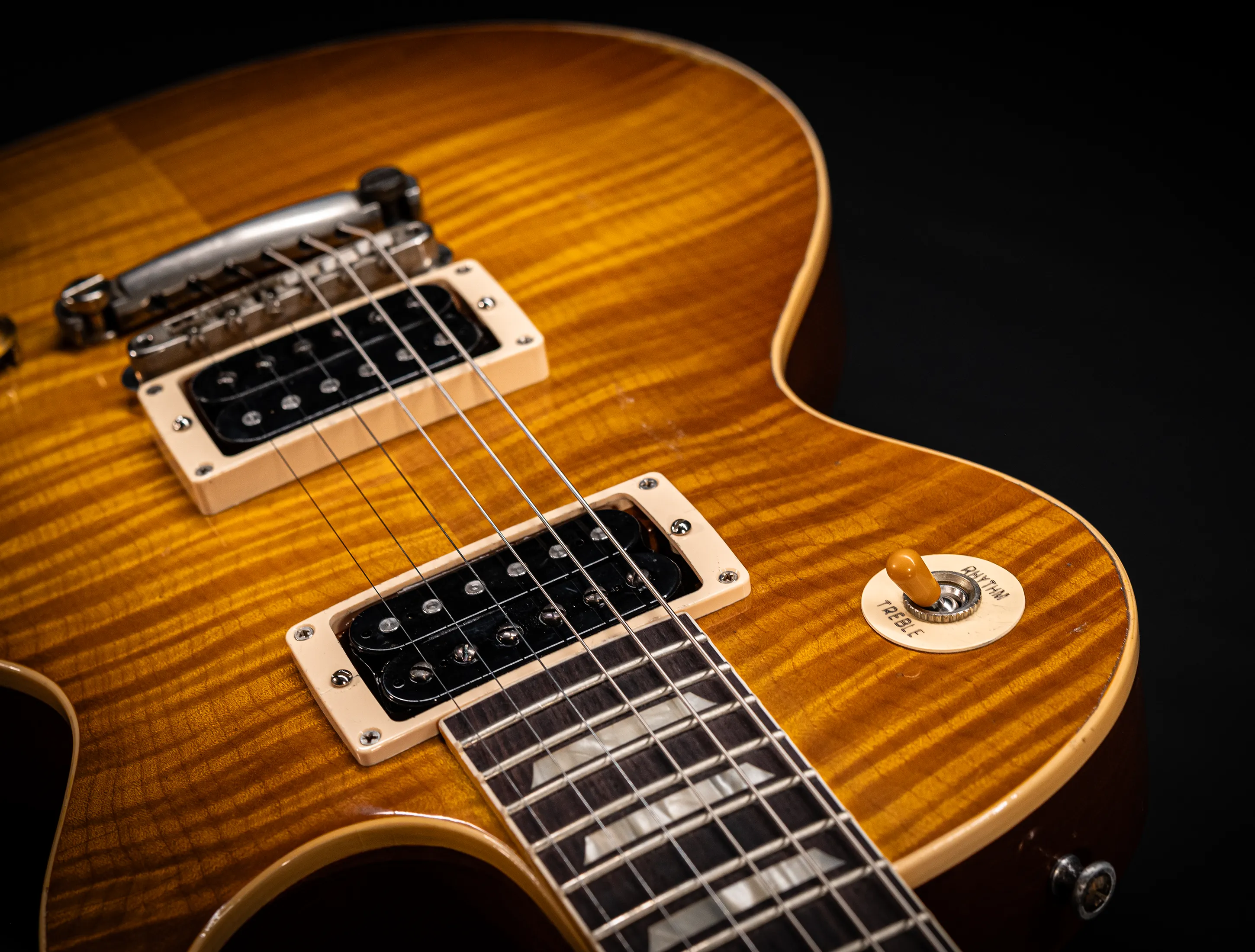 Show gallery (36 images) a163138 Gibson Les Paul 1959 Double Black Murphy LAB R9 Authentic Heavy Aged - Butterscotch