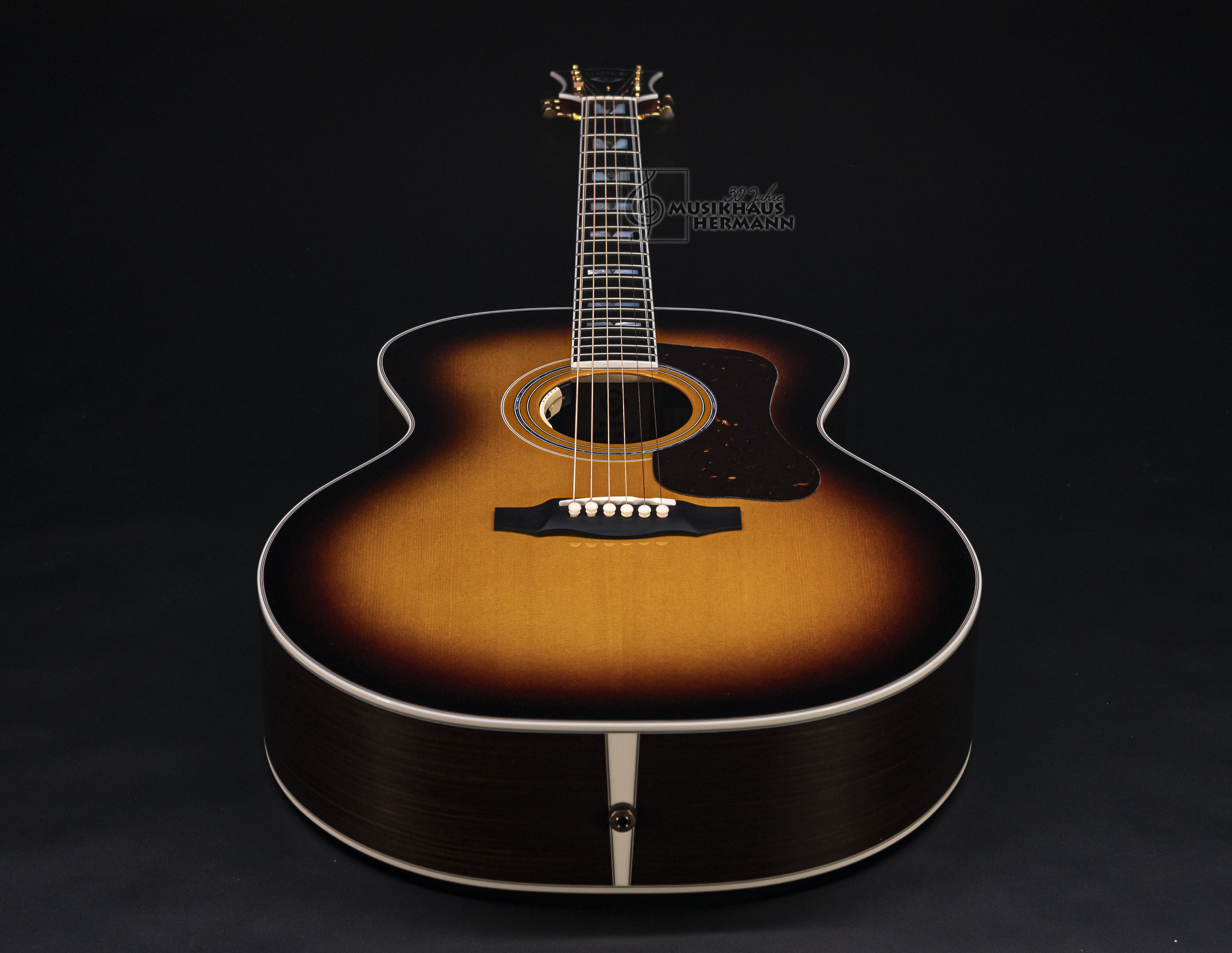 Galerie anzeigen (19 Bilder) a10-4177-guild-f-55e-atb-antique-sunburst-l-r-baggs