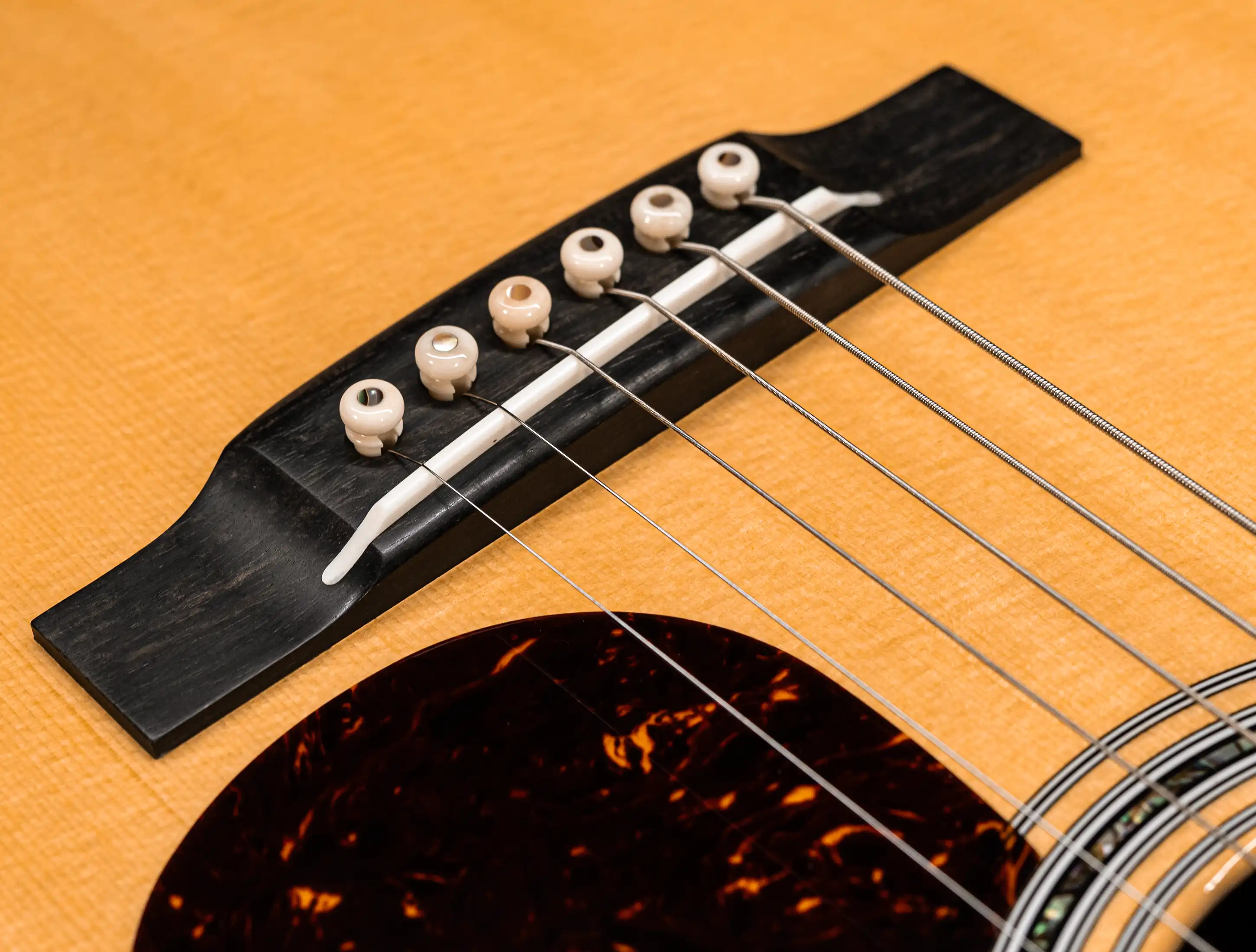 a154811 Martin-0-45-12-Fret-Custom-Shop-012-45-Golden-Era-JOAN-BAEZ