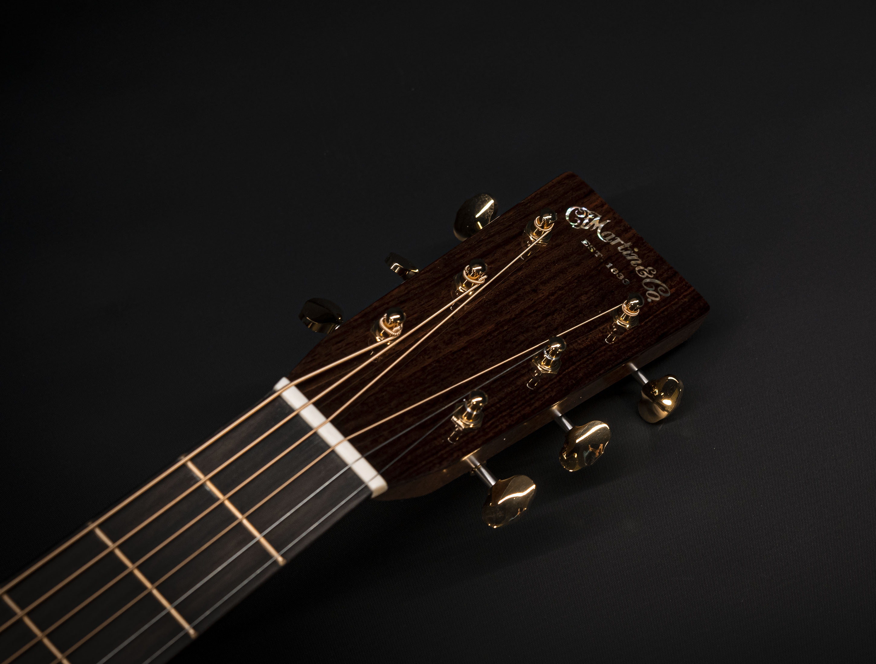 Show gallery (26 images) a142819 Martin-OM-28E-Modern-Deluxe-mit-Tonabnehmer