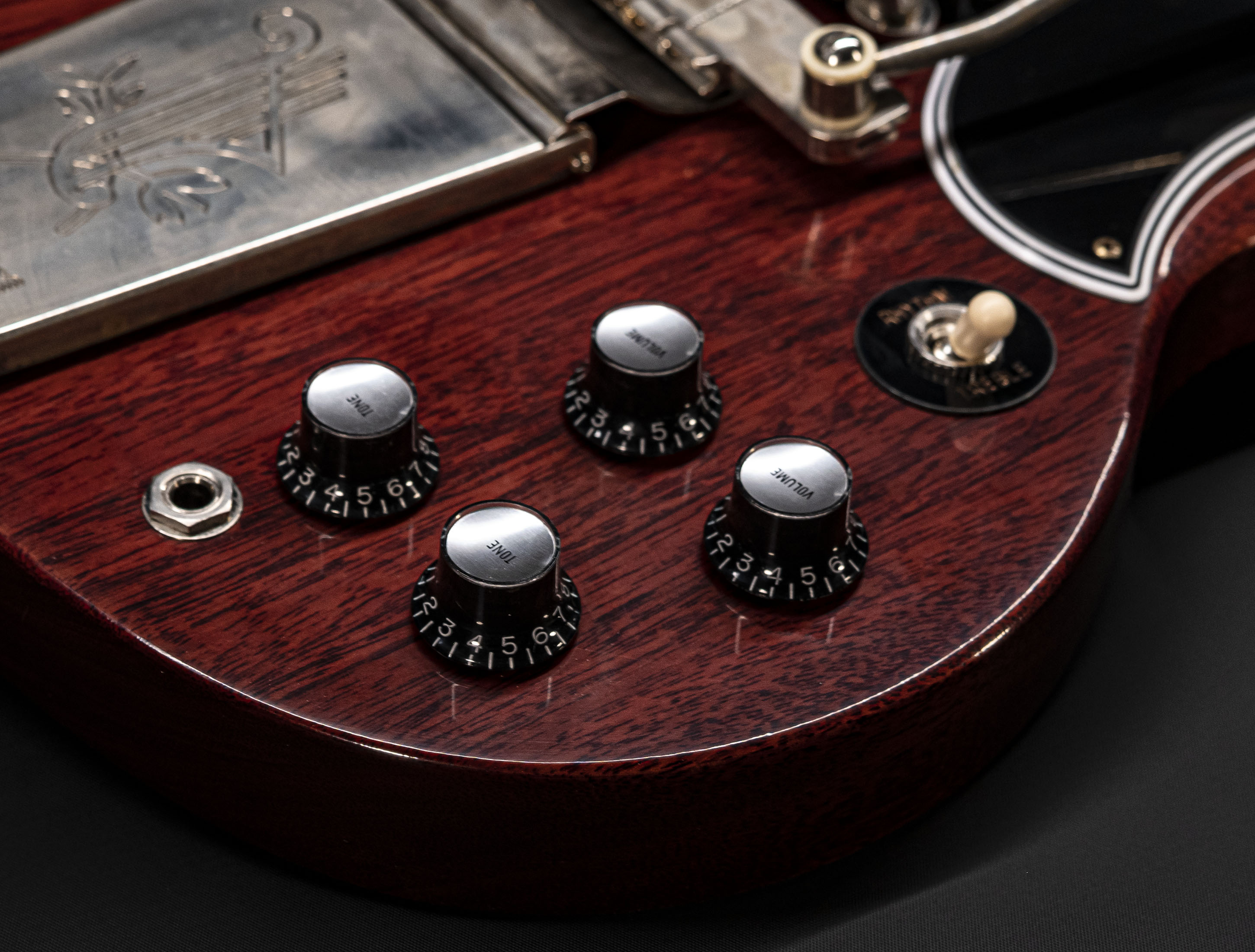 a128067-Gibson-SG-1964-Standard-Reissue-Maestro-Vibrola-VOS-Cherry-Red a128067-gibson-sg-1964-standard-reissue-maestro-vibrola-vos-cherry-red