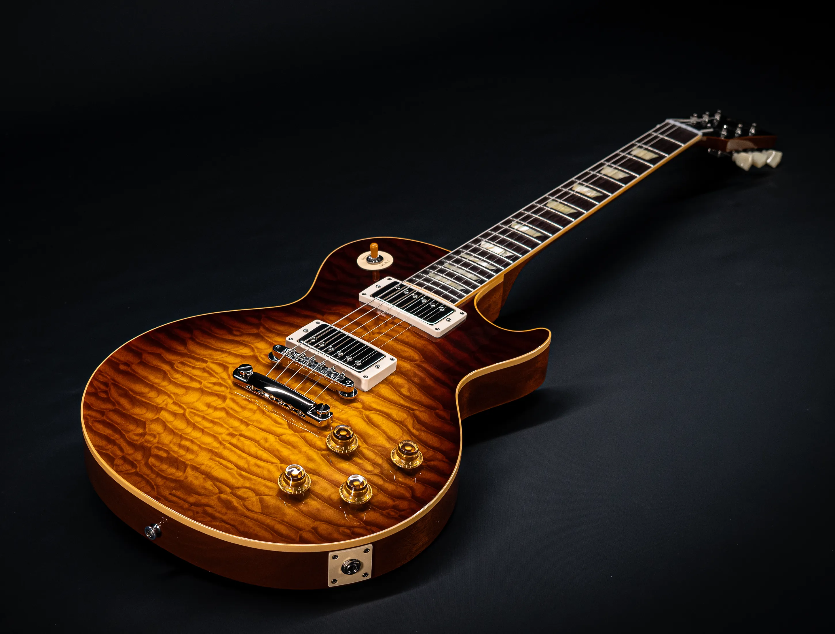 Gibson Les Paul 1959 Reissue ULTRA 5A-Quilt Maple Top - GLOSS "Factory Special"
