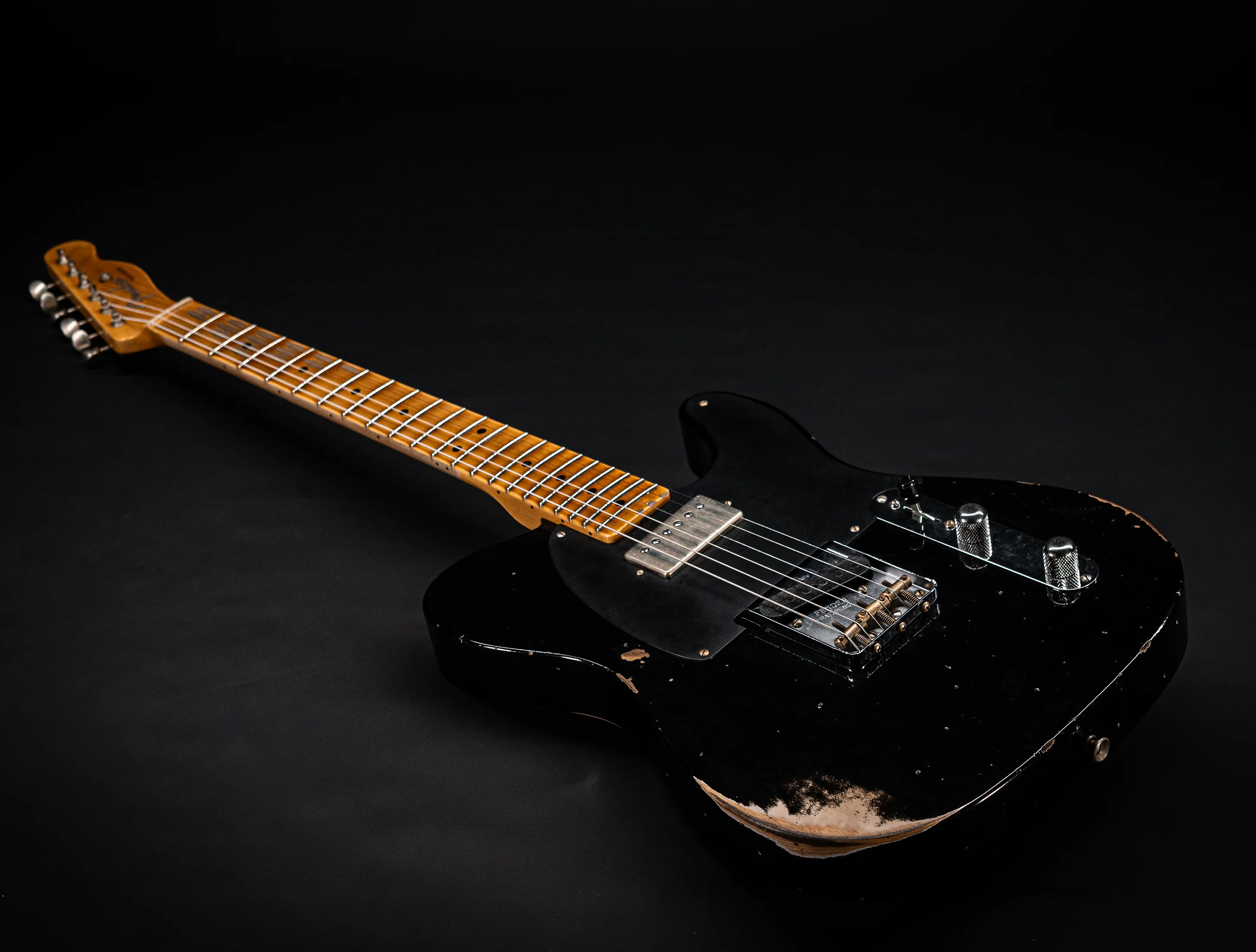 Fender MBD 1952 Telecaster Humbucker Between Relic & Heavy Relic - Black
