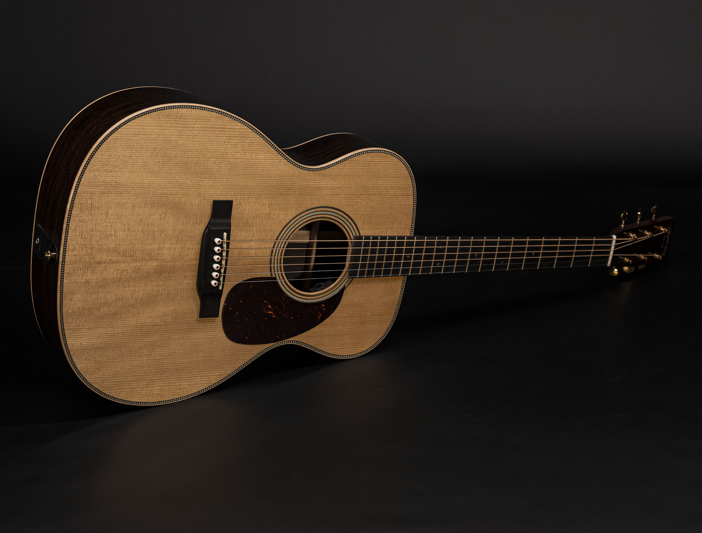 Show gallery (19 images) a10-5903-martin-000-28e-modern-deluxe