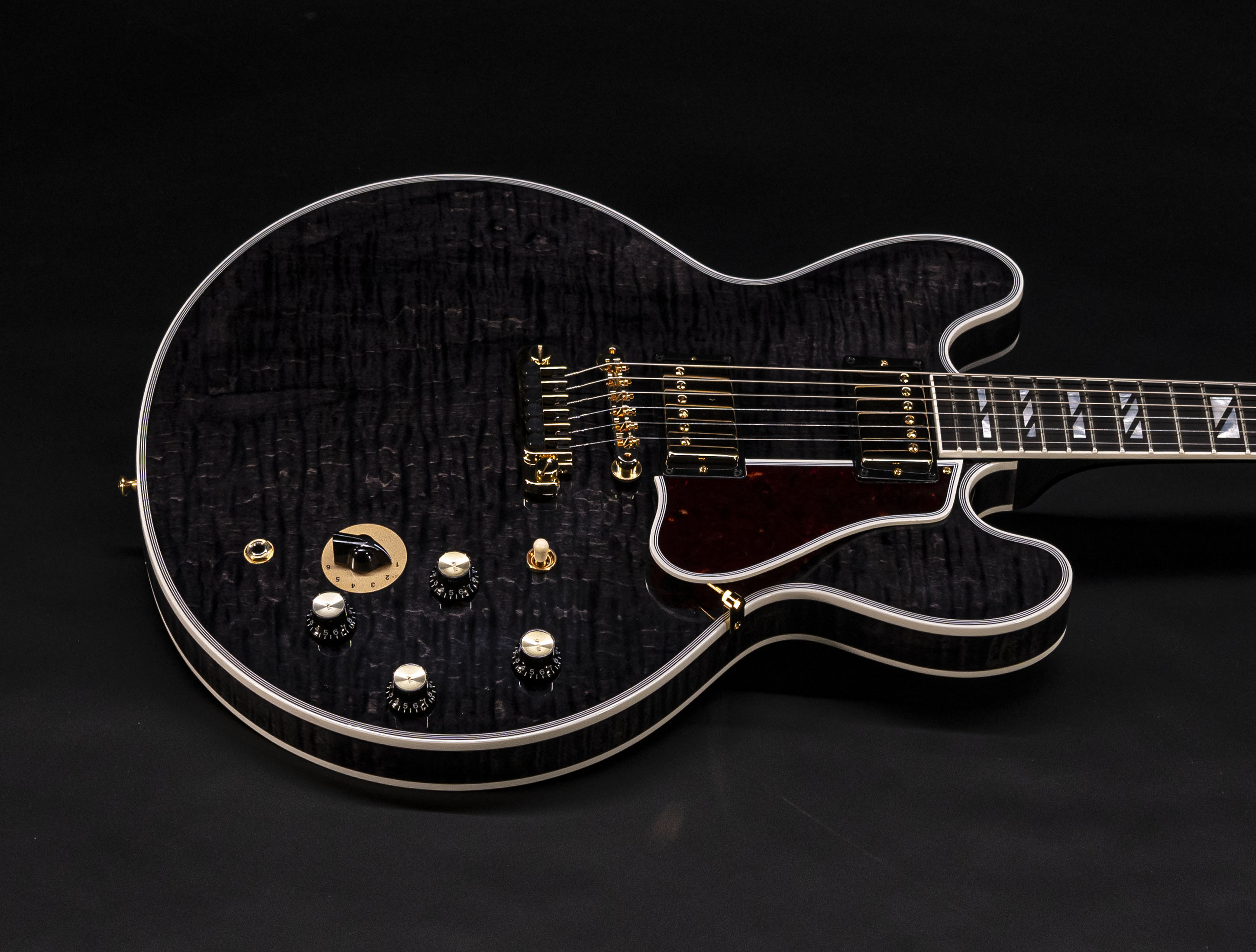 Show gallery (17 images) a10-9243-gibson-bb-king-lucille-transparent-ebony